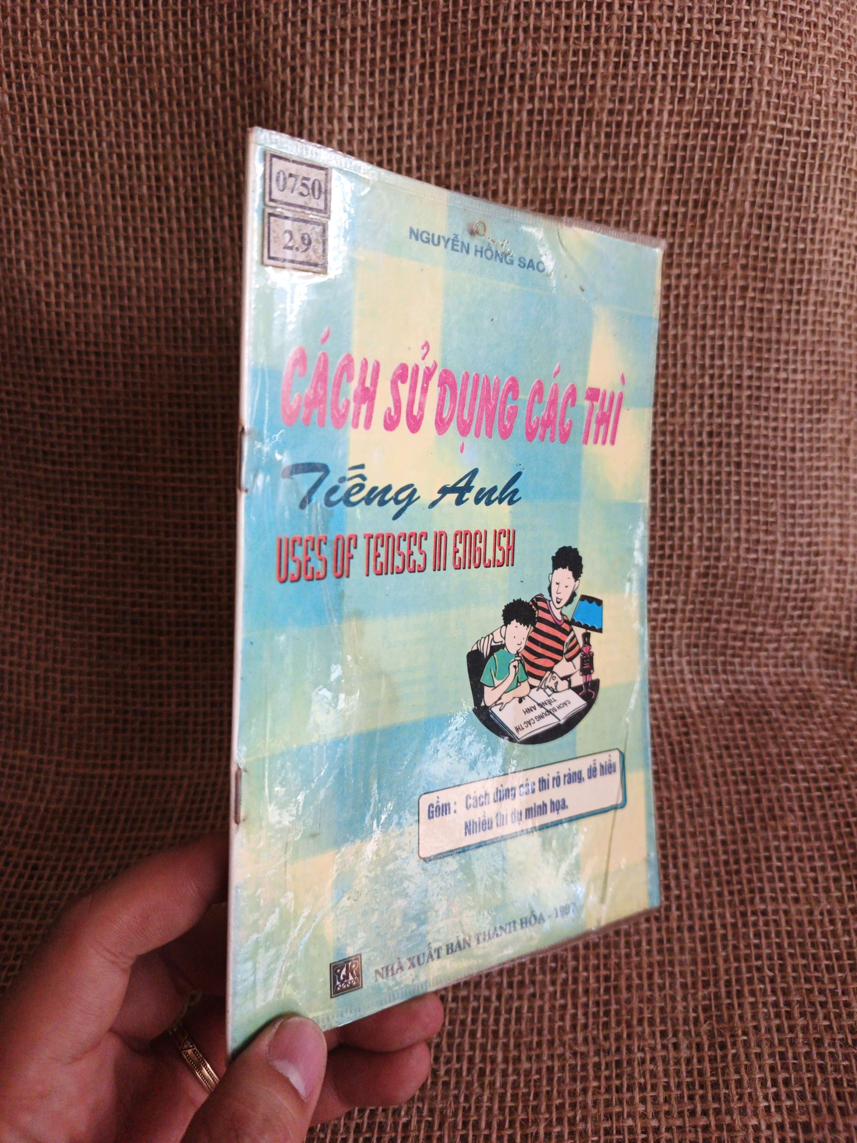 Cách sử dụng các thì tiếng Anh 1997 mới 80% (Sách tự học tiếng Anh) HCM060526