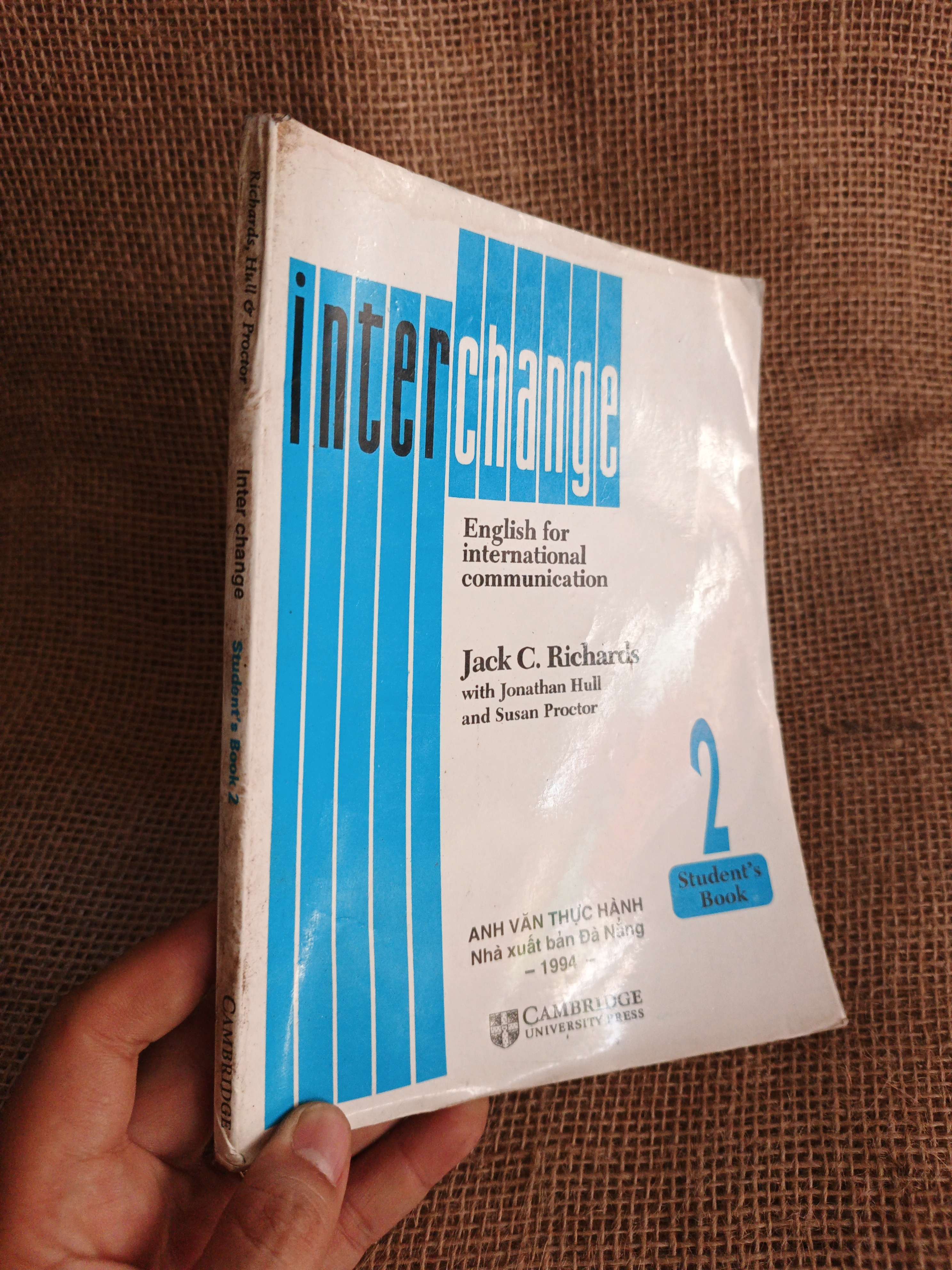 Interchange: English for International communication - Jack C.Richards 1994 mới 80% ố (Sách tự học tiếng Anh) HCM060526