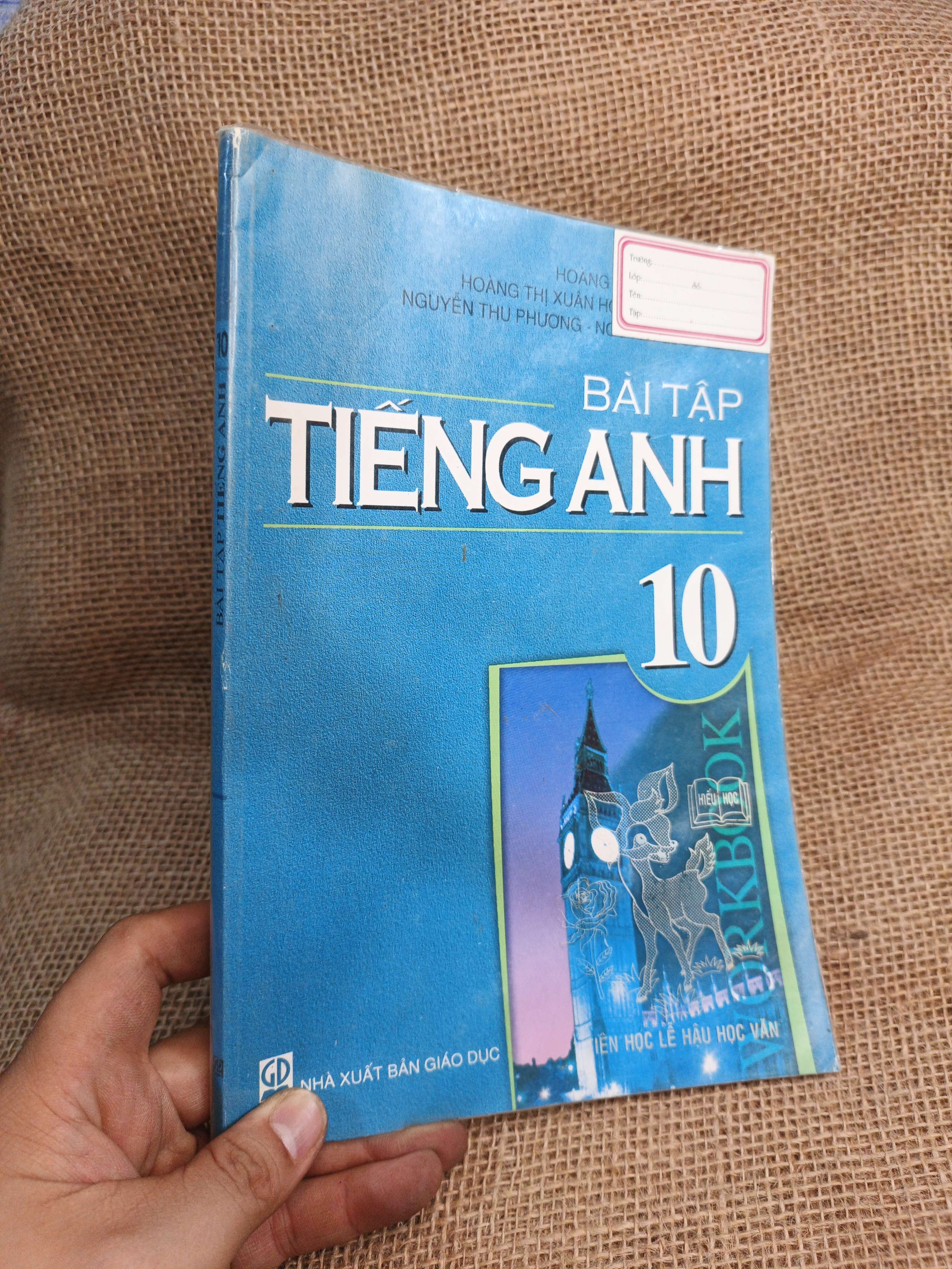 Bài tập Tiếng Anh 10 2006 mới 80% (Sách giáo khoa - giáo trình) HCM060526