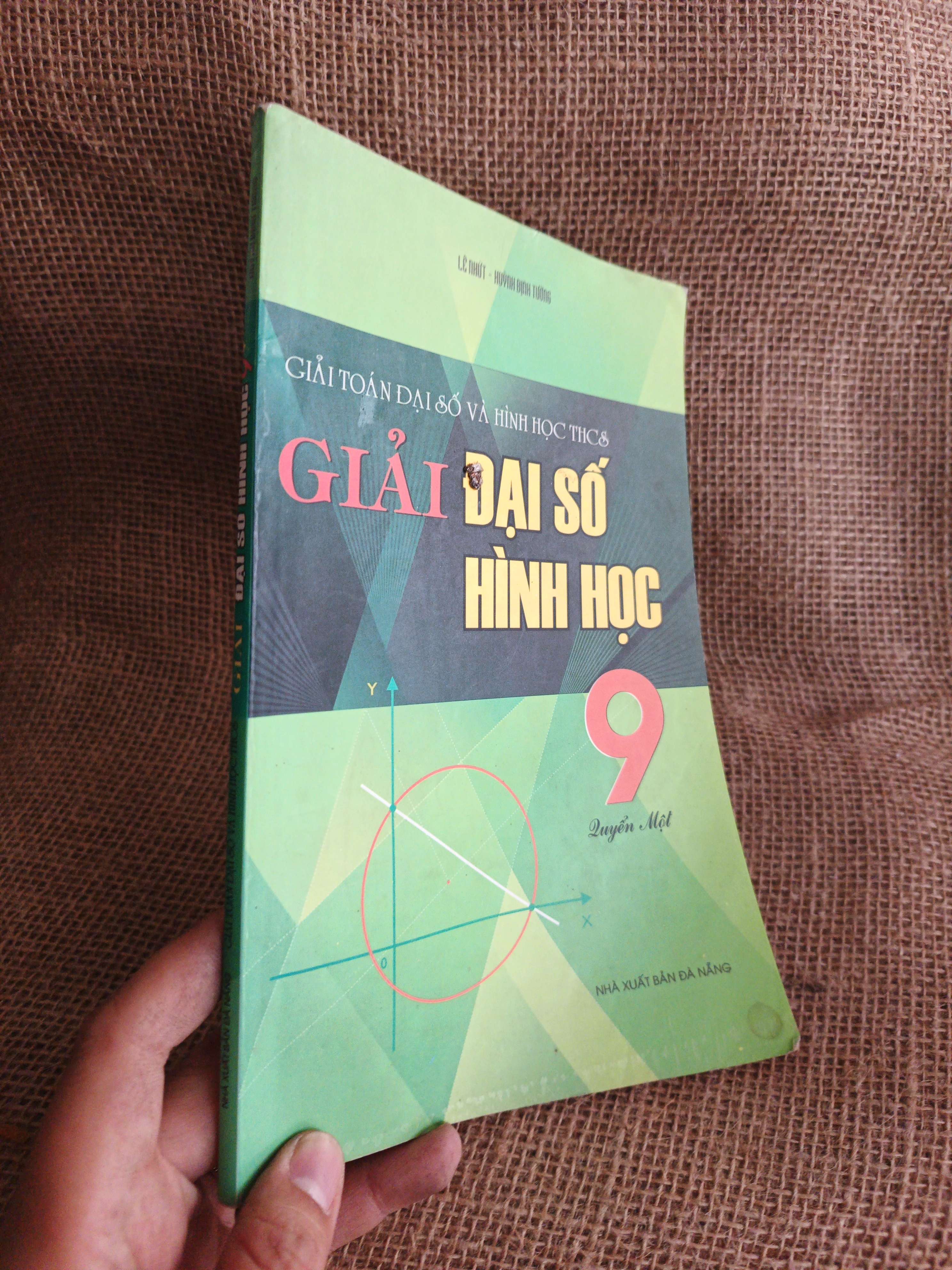 Giải đại số hình học 9 2005 mới 80% (Sách giáo khoa - giáo trình) HCM060526