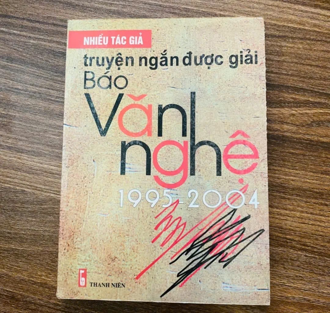 Truyện Ngắn Được Giải Báo Văn Nghệ 1995 2004 (Sách văn học) NBHT060526