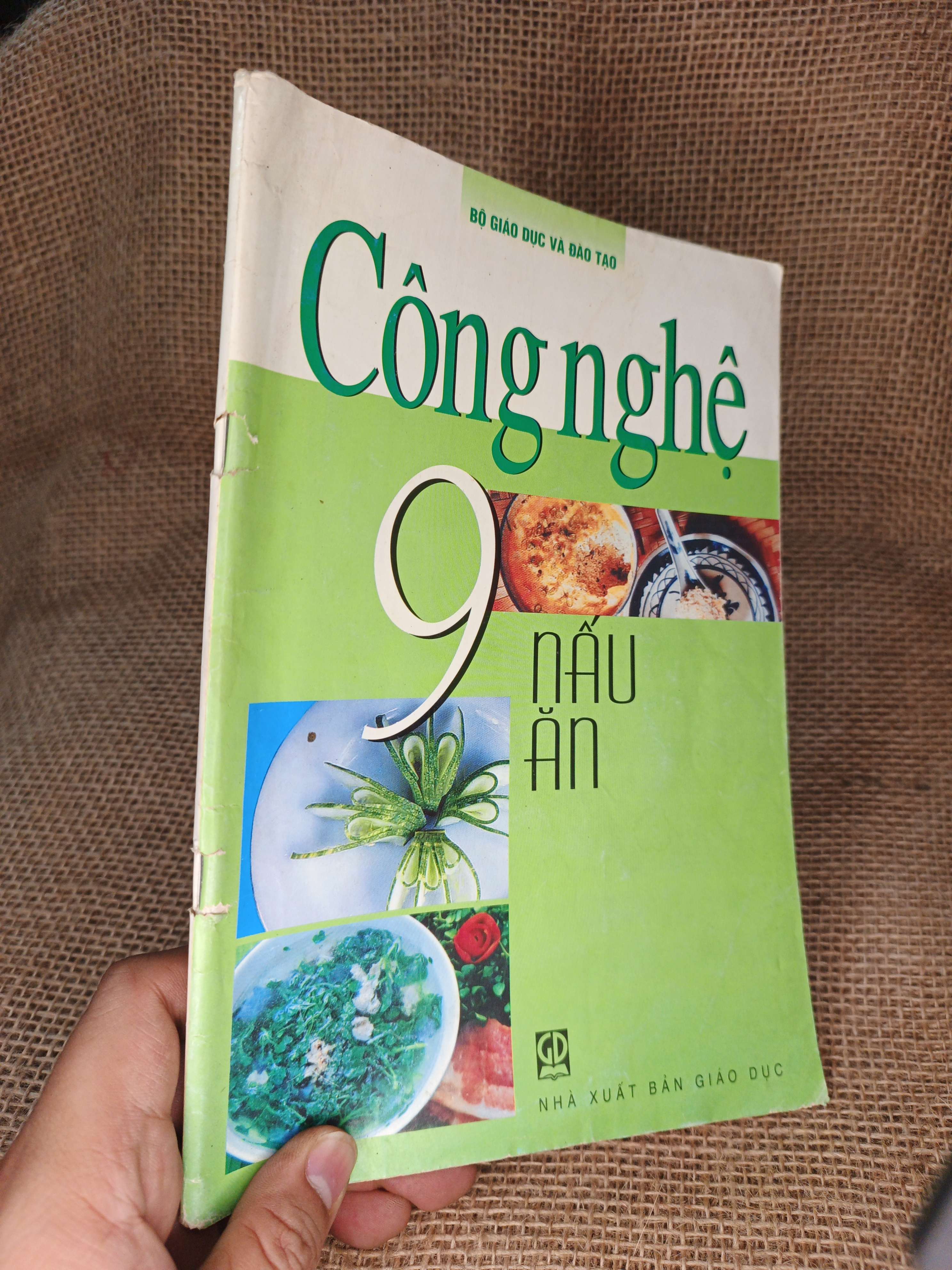 Công nghệ 9: Nấu ăn 2006 mới 80% (Sách giáo khoa - giáo trình) HCM060526