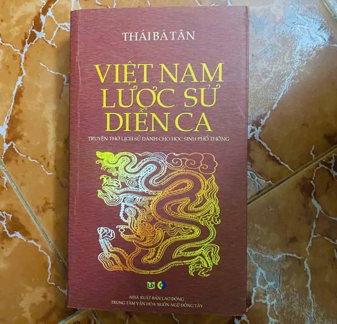 Việt Nam Lược Sử Diễn Ca - Thái Bá Tân (biên soạn) ( có ký) (Lịch sử Việt Nam) NBHT060526