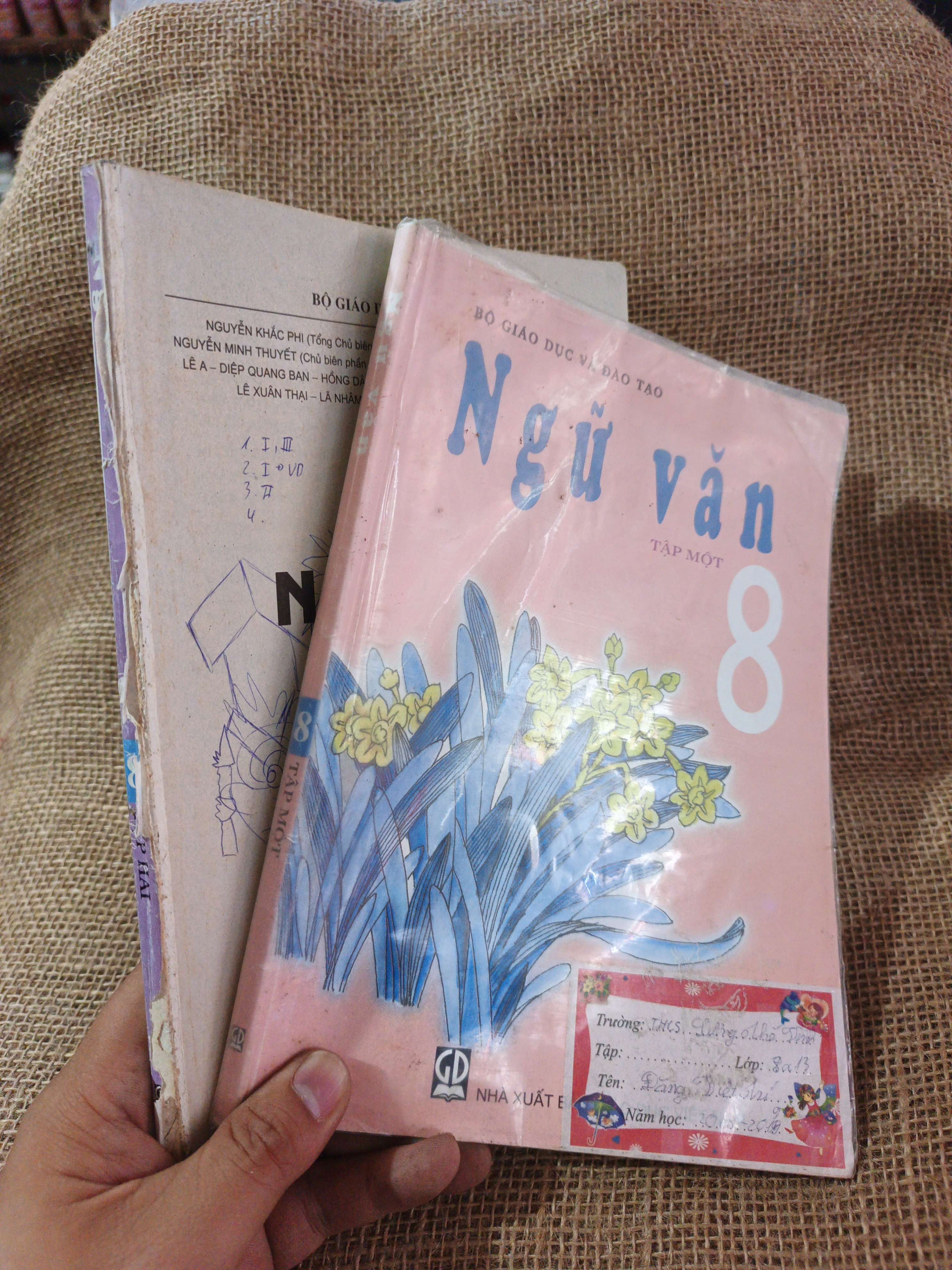 Ngữ văn 8 (Bộ 2 tập) 2017 mới 80% mất bìa tập 2 (Sách giáo khoa - giáo trình) HCM060526