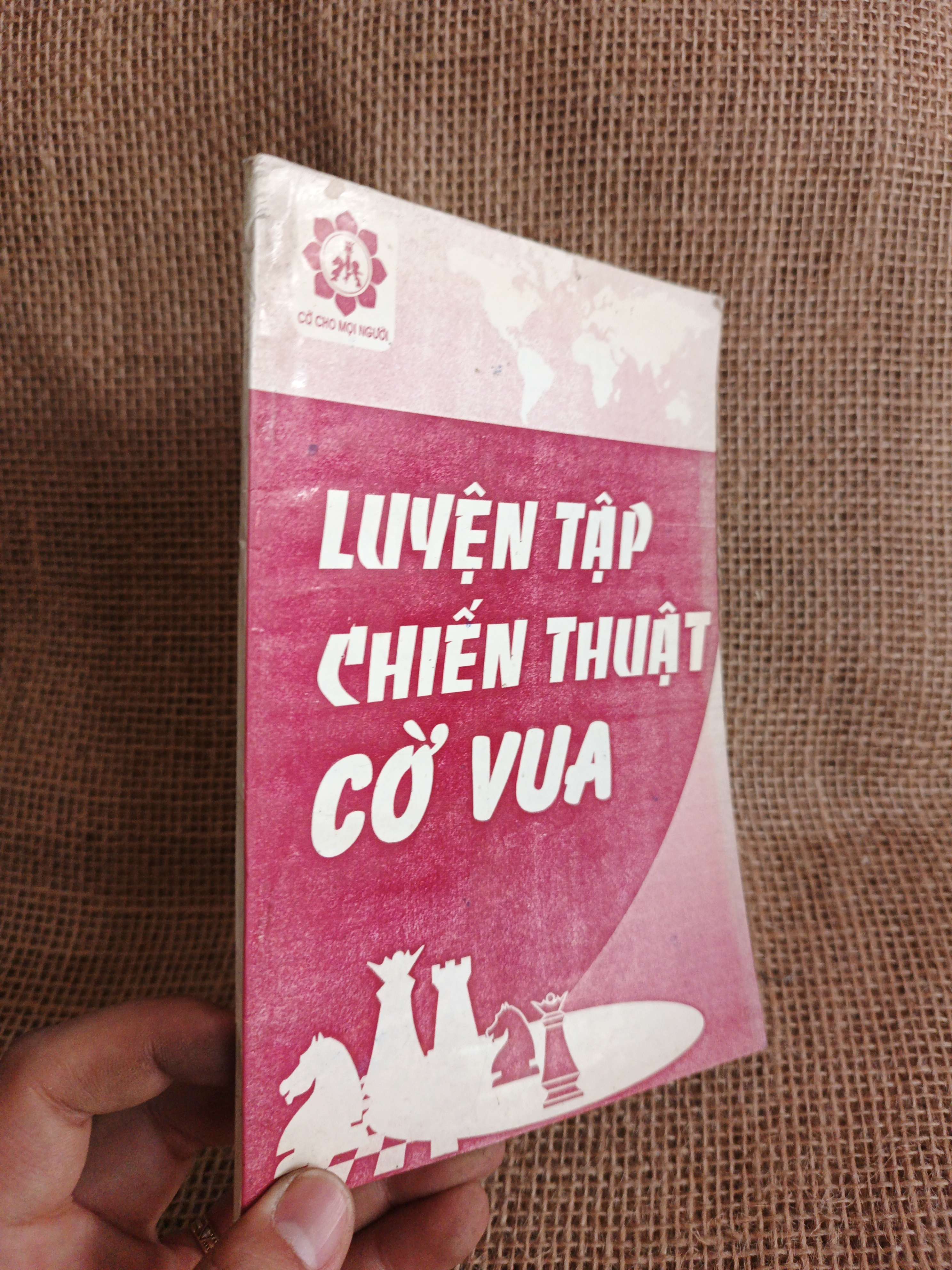 Luyện tập chiến thuật cờ vua mới 80% (Sách kiến thức tổng hợp) HCM060526