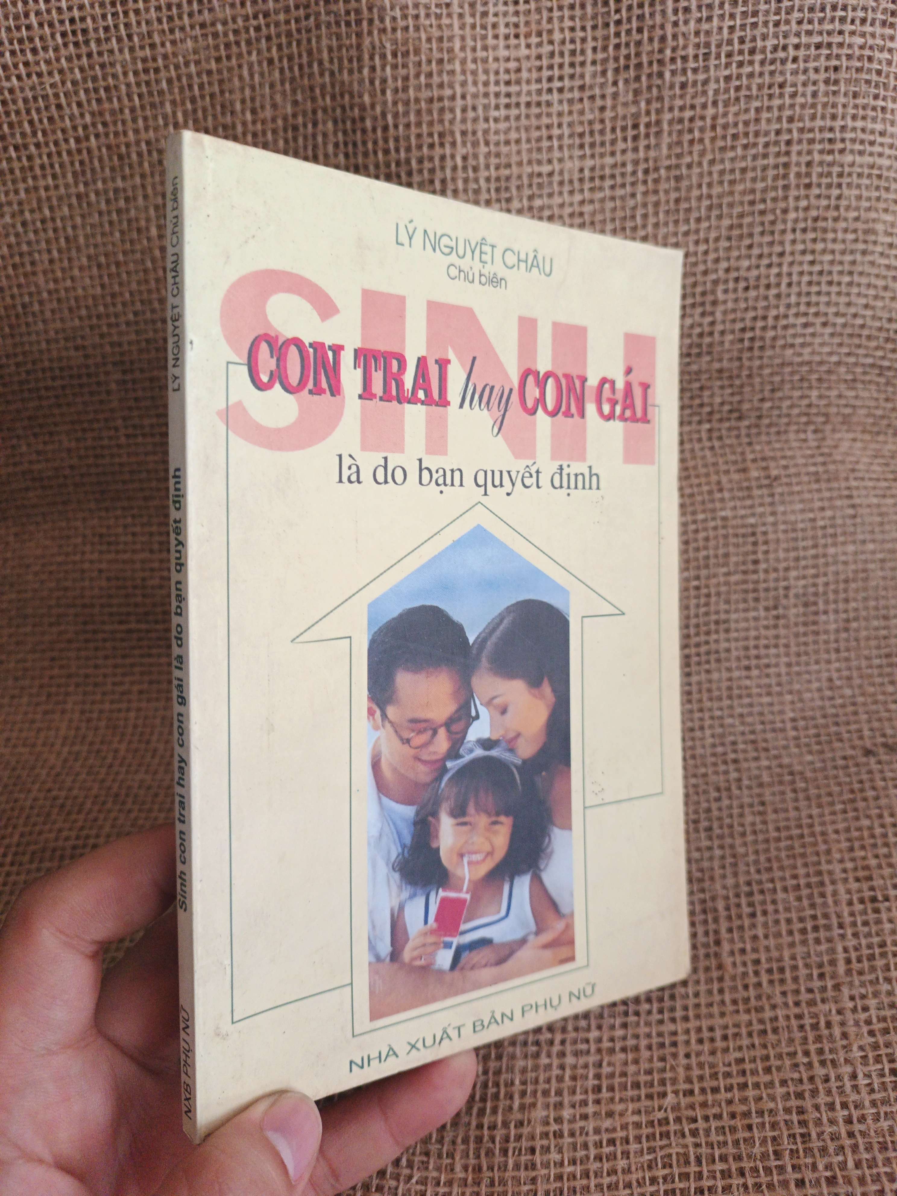 Con trai hay con gái là do bạn quyết định 2005 mới 80% (Sách mẹ và bé) HCM060526 (NSX)