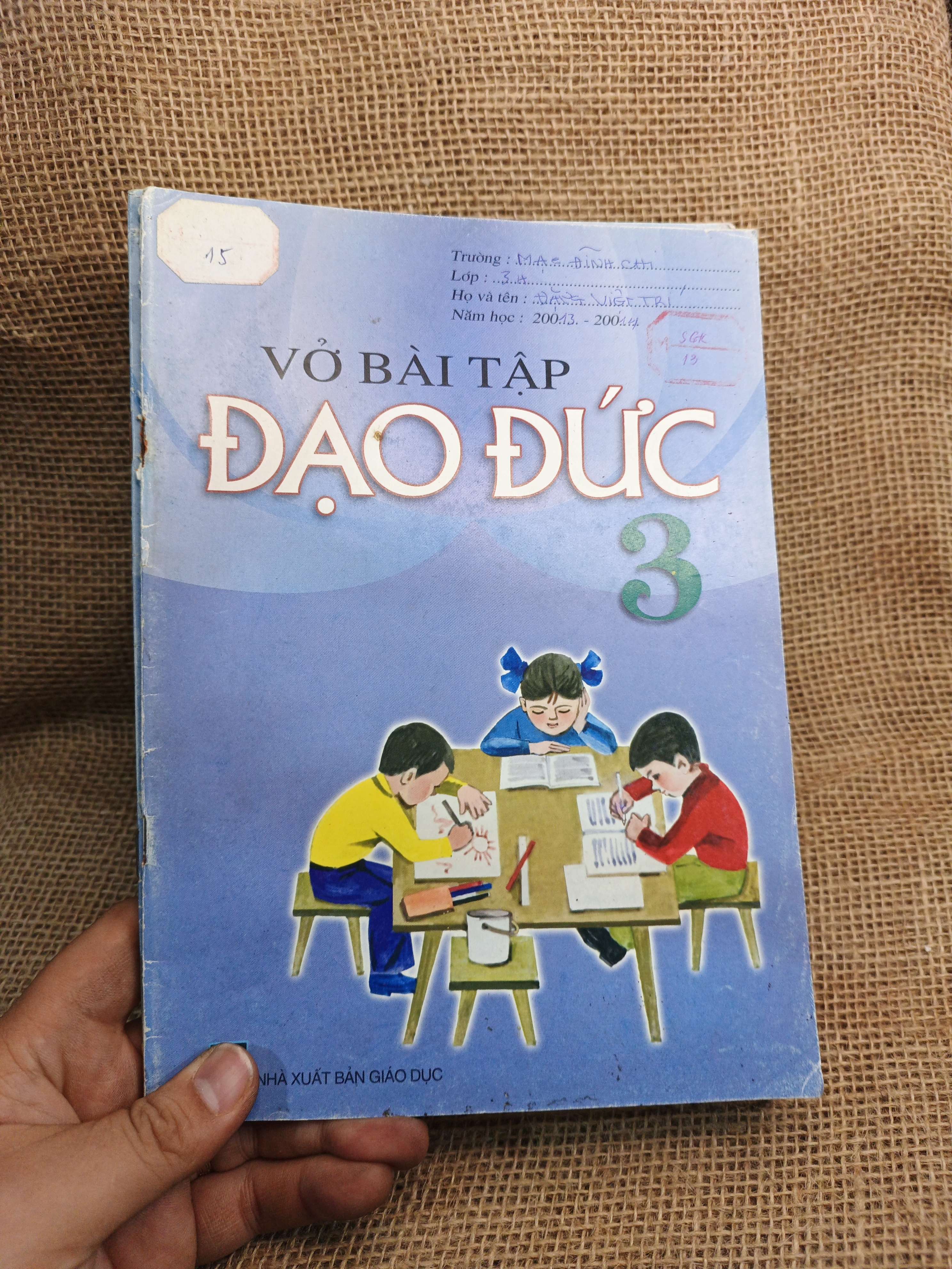 Vở bài tập Đạo đức 3 2004 mới 80% (Sách giáo khoa - giáo trình) HCM060526