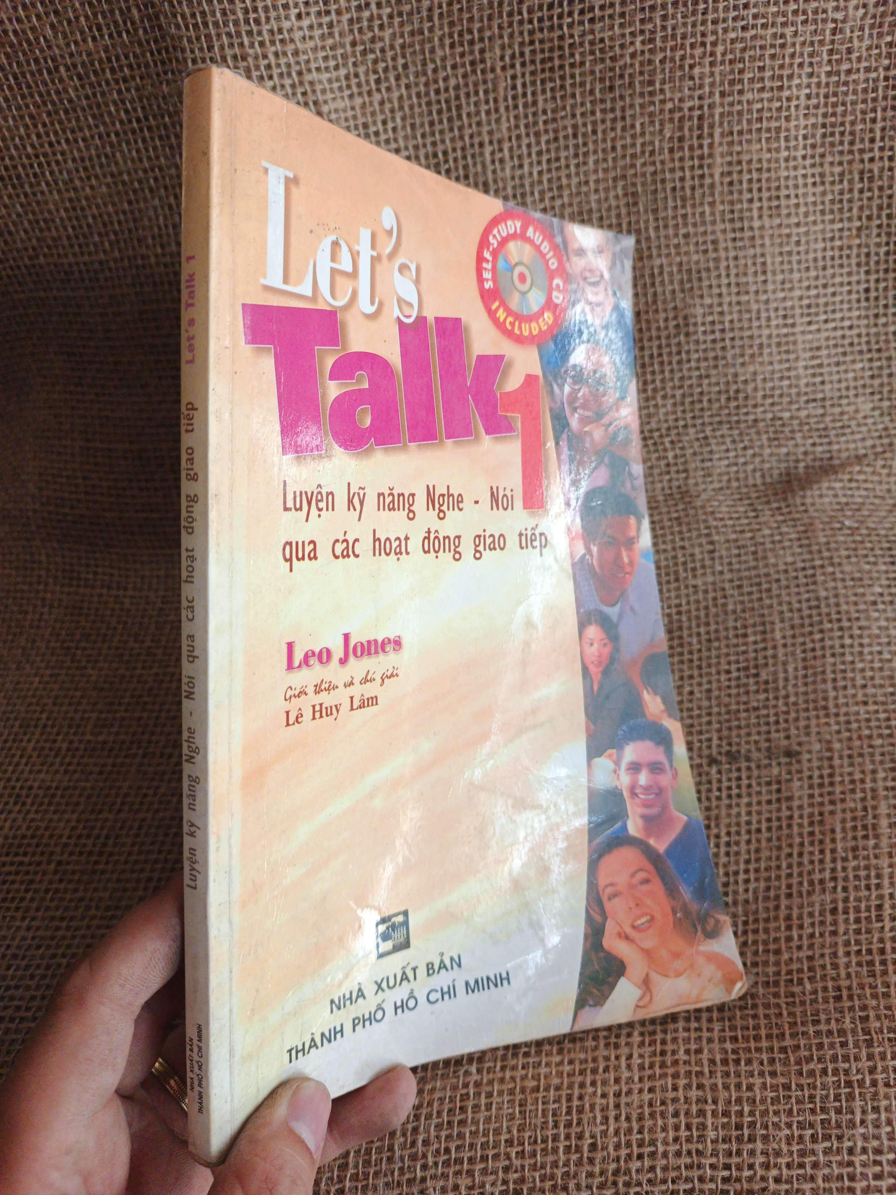 Let's Talk 1 2004 mới 80% có viết (Sách giáo khoa - giáo trình) HCM060526 (NSX)