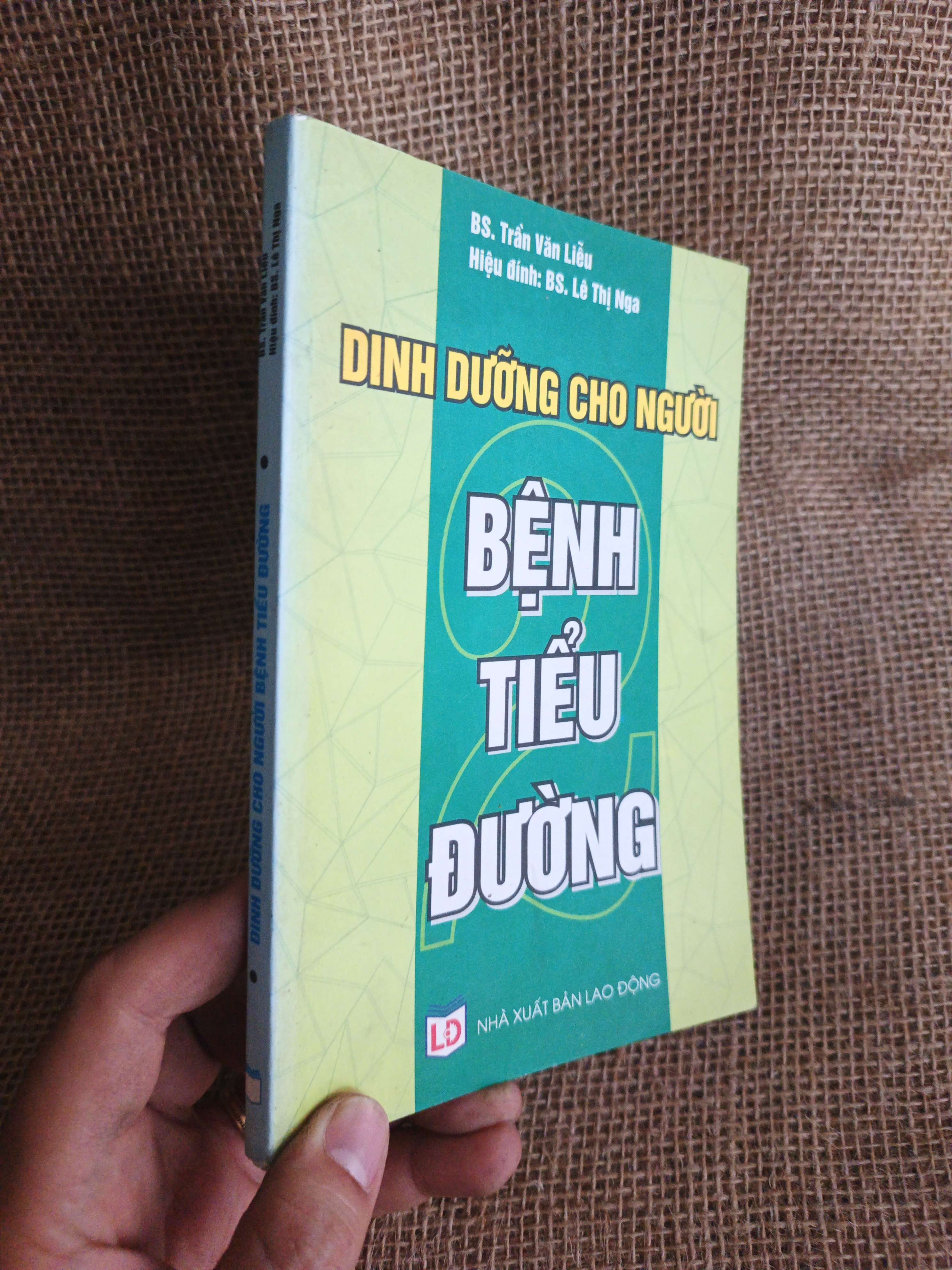 Dinh dưỡng cho người bệnh tiểu đường 2007 mới 80% (Sách Y học - Sức khỏe - Thể thao) HCM060526 (NSX)
