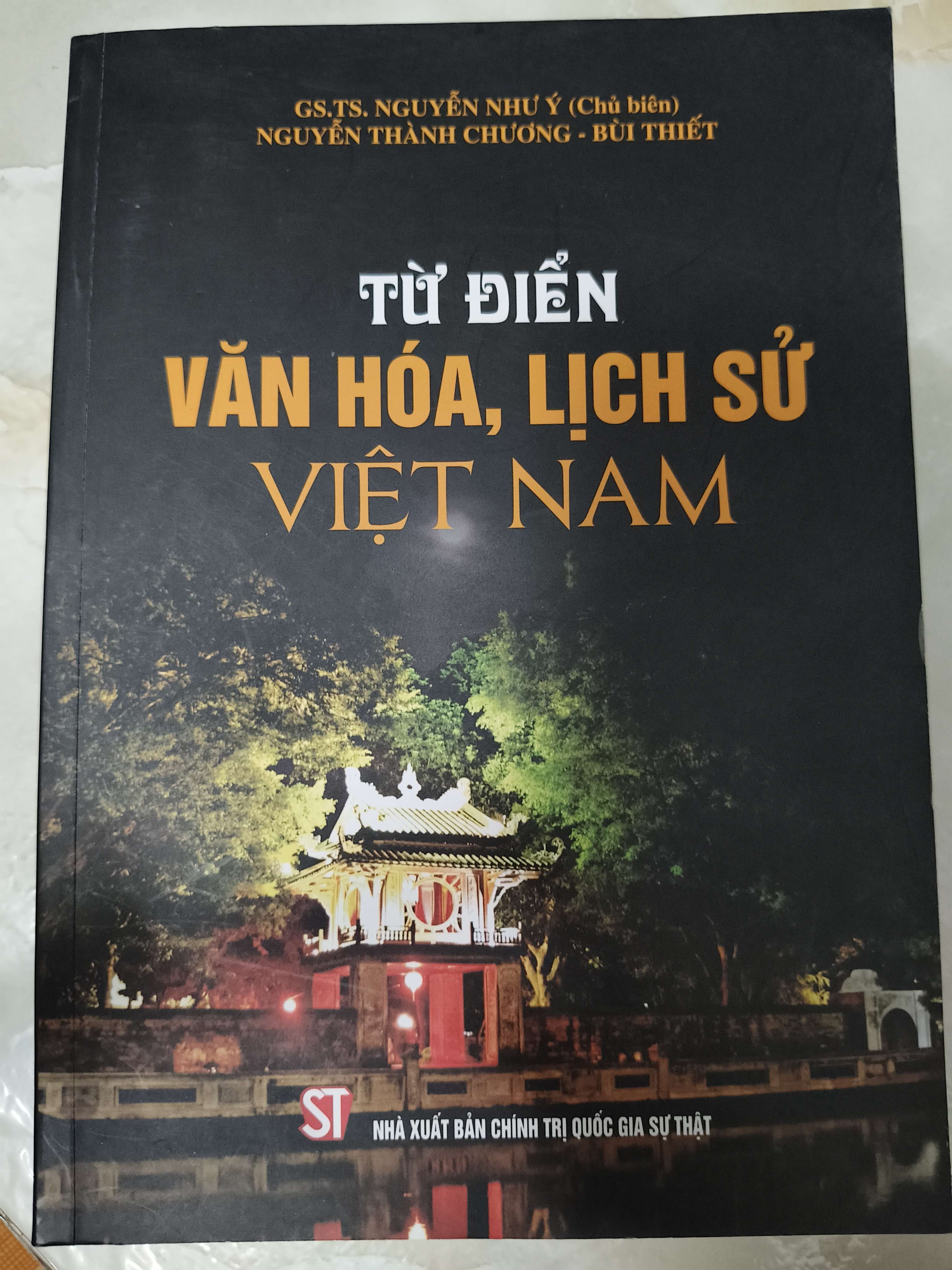 Từ điển văn hóa lịch sử Việt Nam - 2017 - 1367 trang (Lịch sử Việt Nam) ANTQ060526