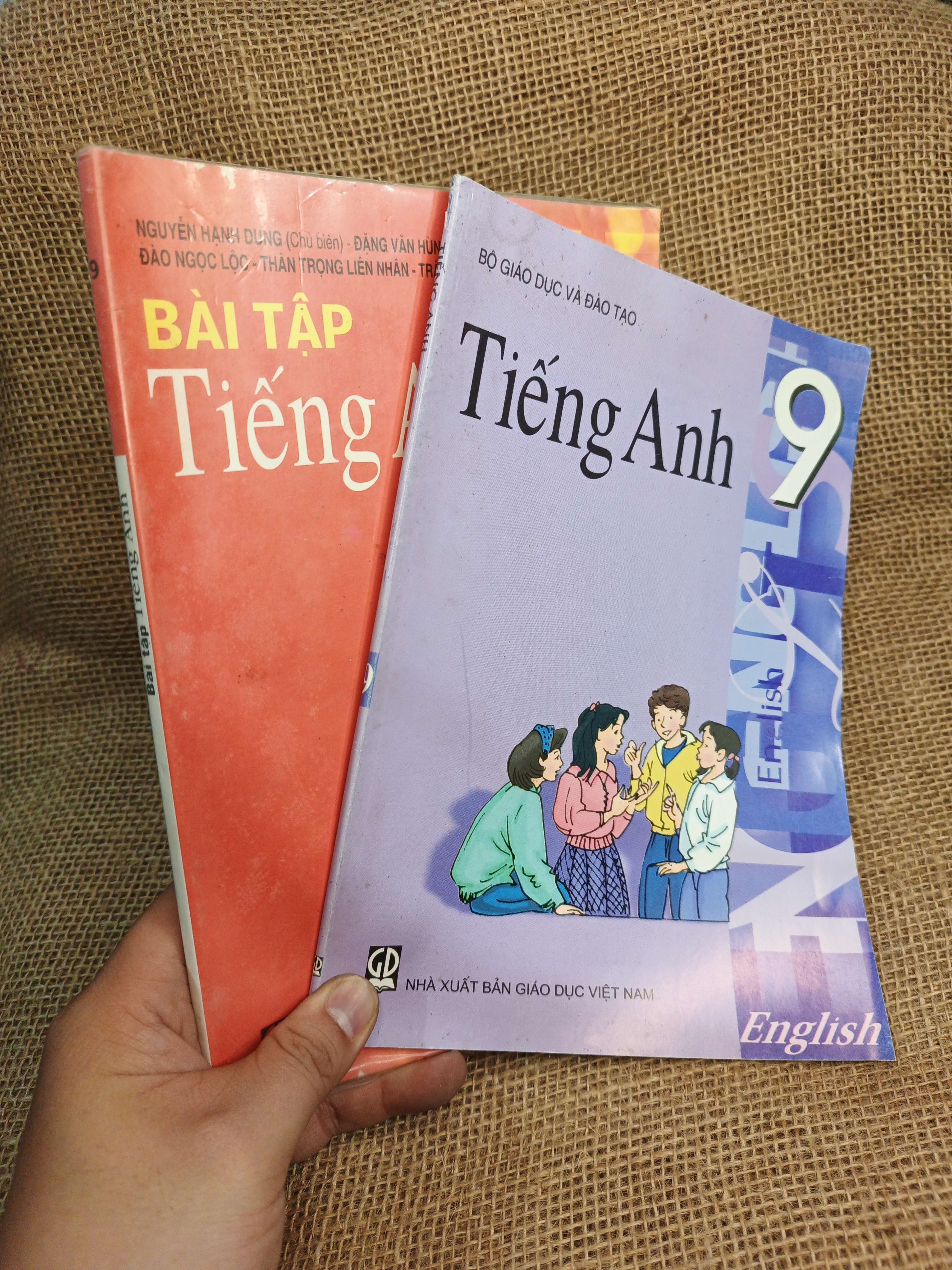 Combo Tiếng Anh và Bài tập Tiếng Anh 9 2018 mới 90% (Sách giáo khoa - giáo trình) HCM060526