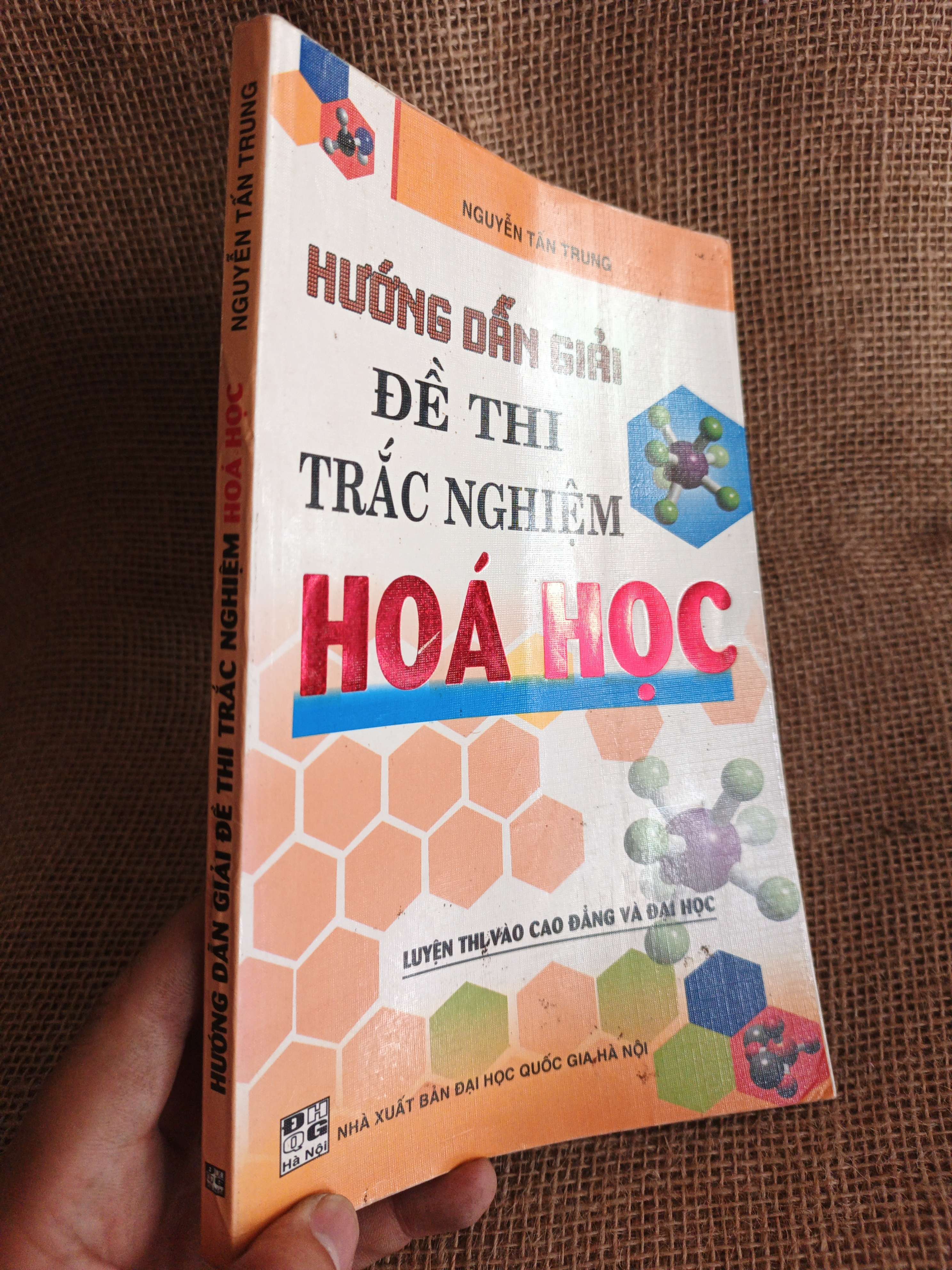 Hướng dẫn giải đề thi trắc nghiệm Hoá học 2009 mới 80% (Sách giáo khoa - giáo trình) HCM060526