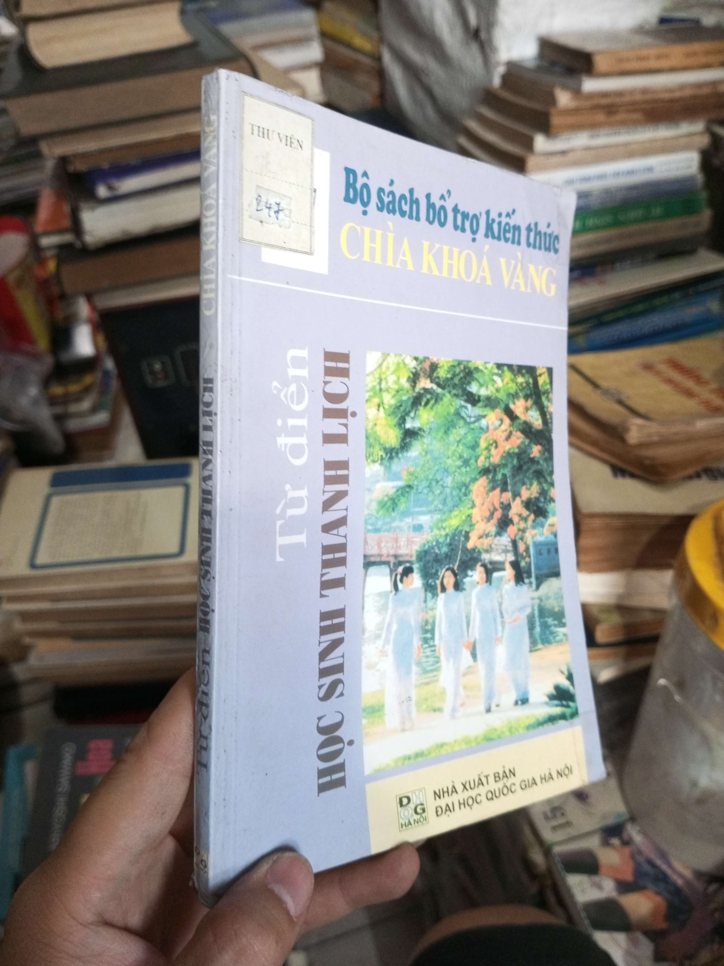 Từ điển HỌC SINH THANH LỊCH 1999 (Sách kiến thức tổng hợp) KSX060526