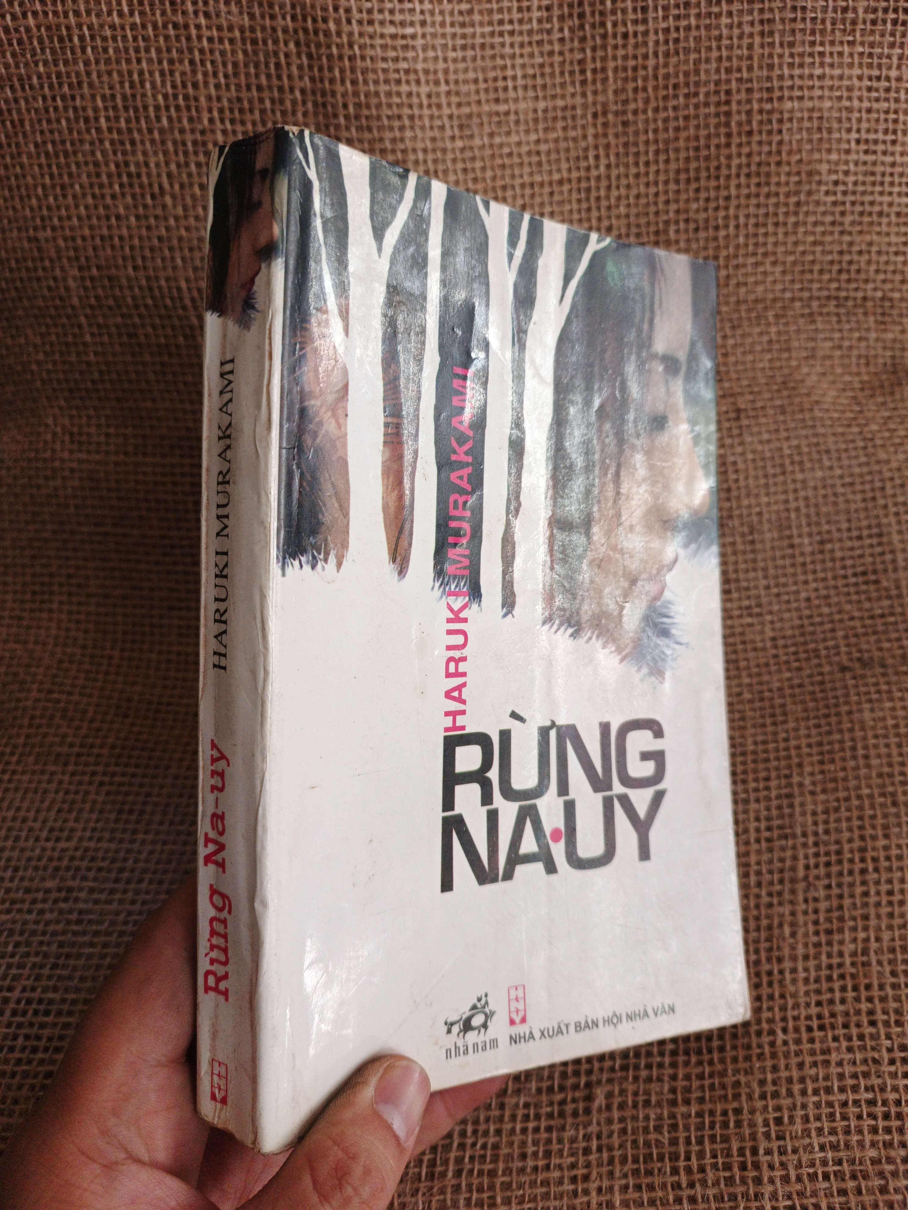RỪNG NA-UY sách in (Sách văn học) HLSC060526