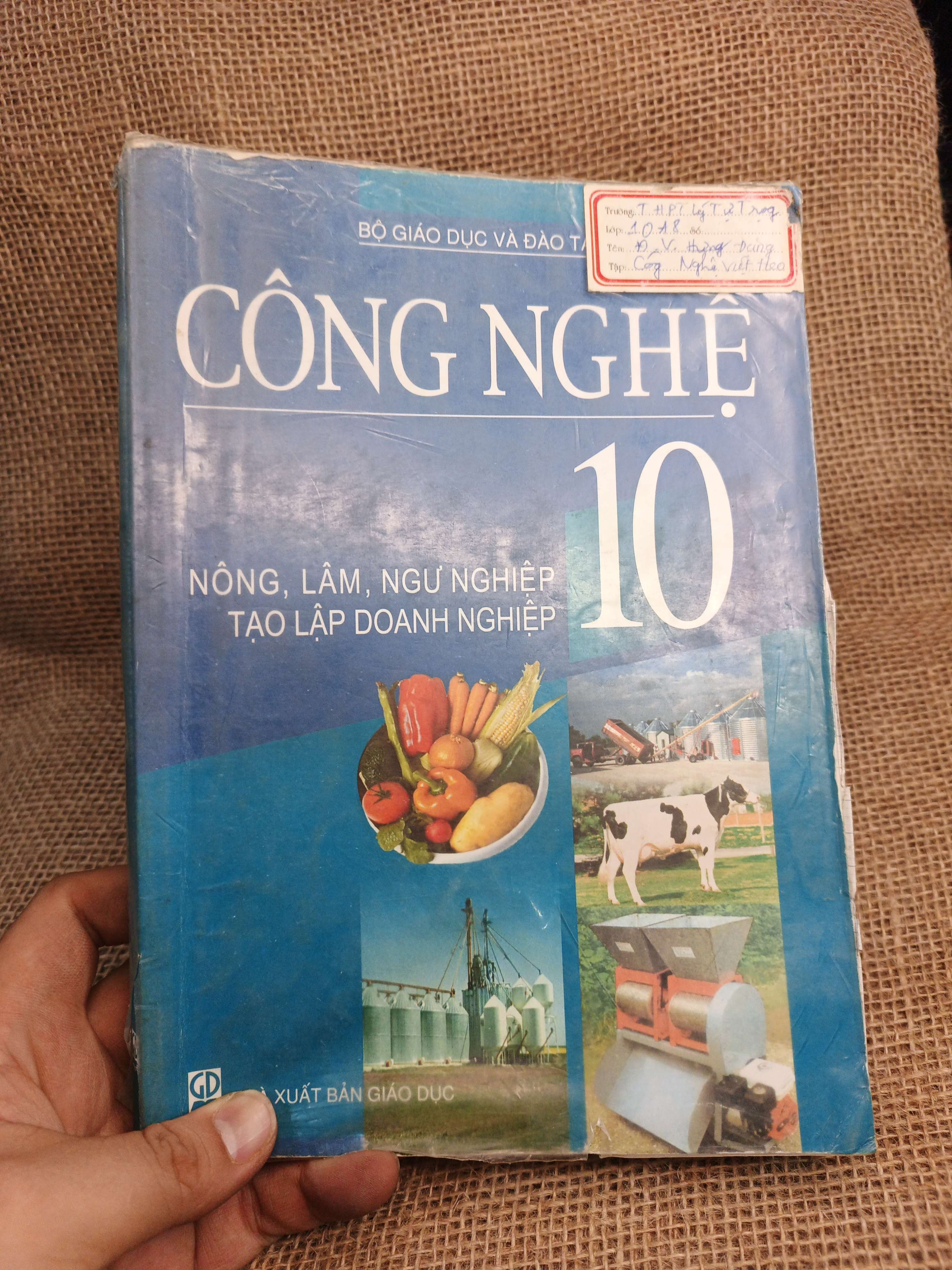 Công nghệ 10: Nông, lâm, ngư nghiệp tạo lập doanh nghiệp 2006 mới 80% (Sách giáo khoa - giáo trình) HCM060526