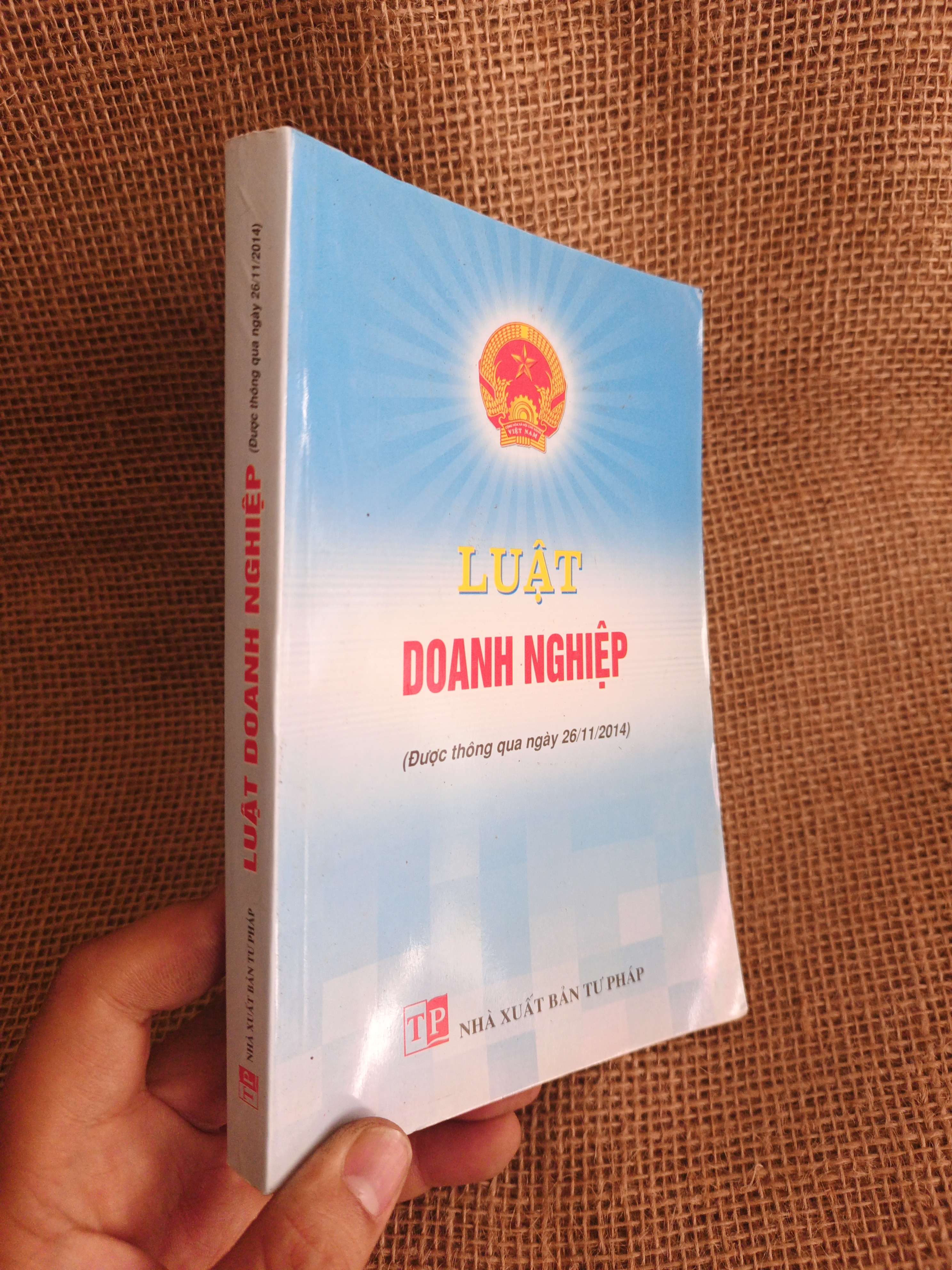 Luật doanh nghiệp 2015 mới 90% (Sách chính trị - pháp lý) HCM060526 (NSX)