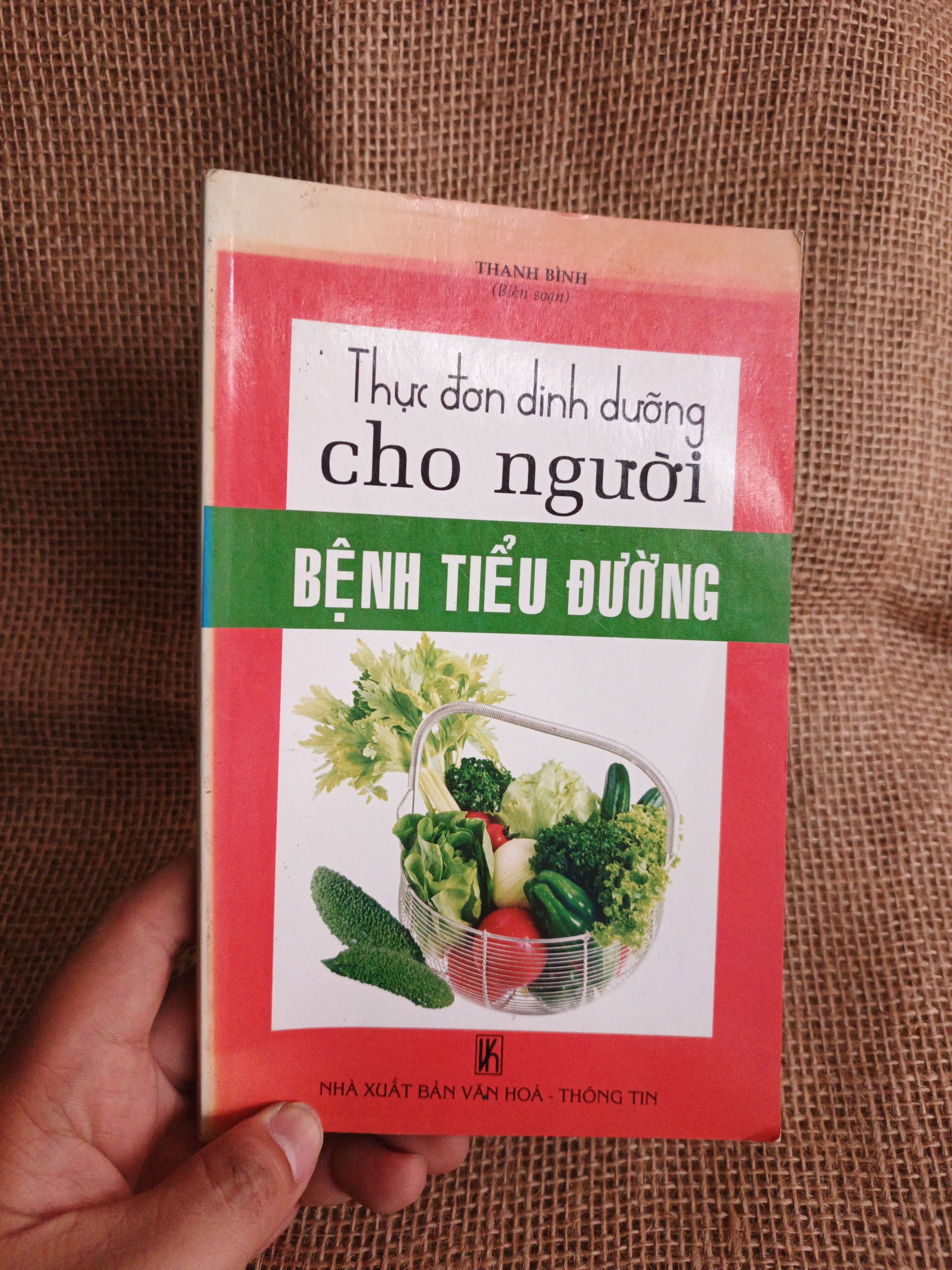 Thực đơn dinh dưỡng cho người bệnh tiểu đường 2008 mới 80% (Sách Y học - Sức khỏe - Thể thao) HCM060526 (NSX)
