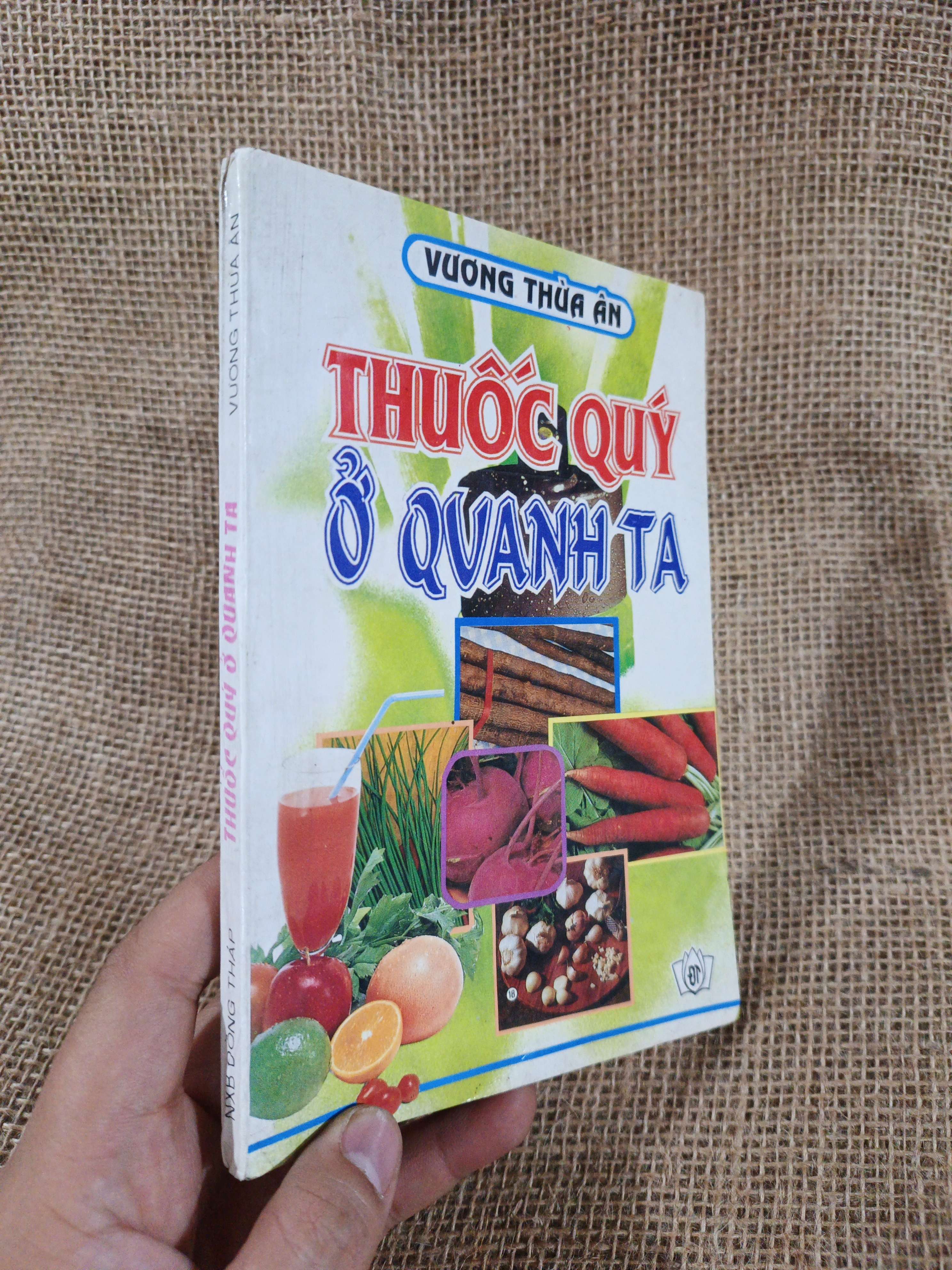 THUỐC QUÝ Ở QUANH TA 1997 mới 80% (Sách Y học - Sức khỏe - Thể thao) HCM060526