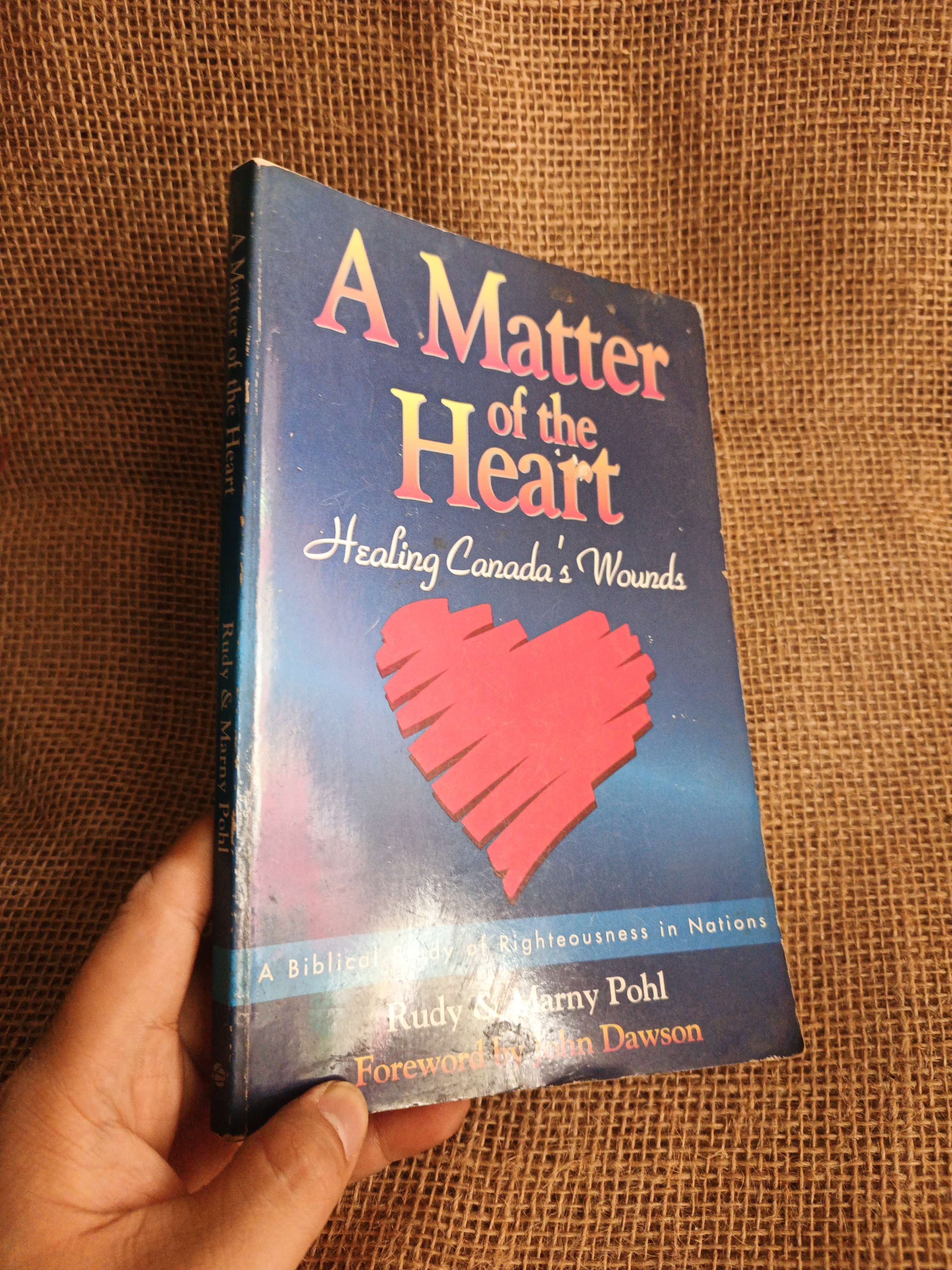 A matter of the heart - Rudy & Marny Pohl mới 80% ố (Sách ngoại) HLSC060526
