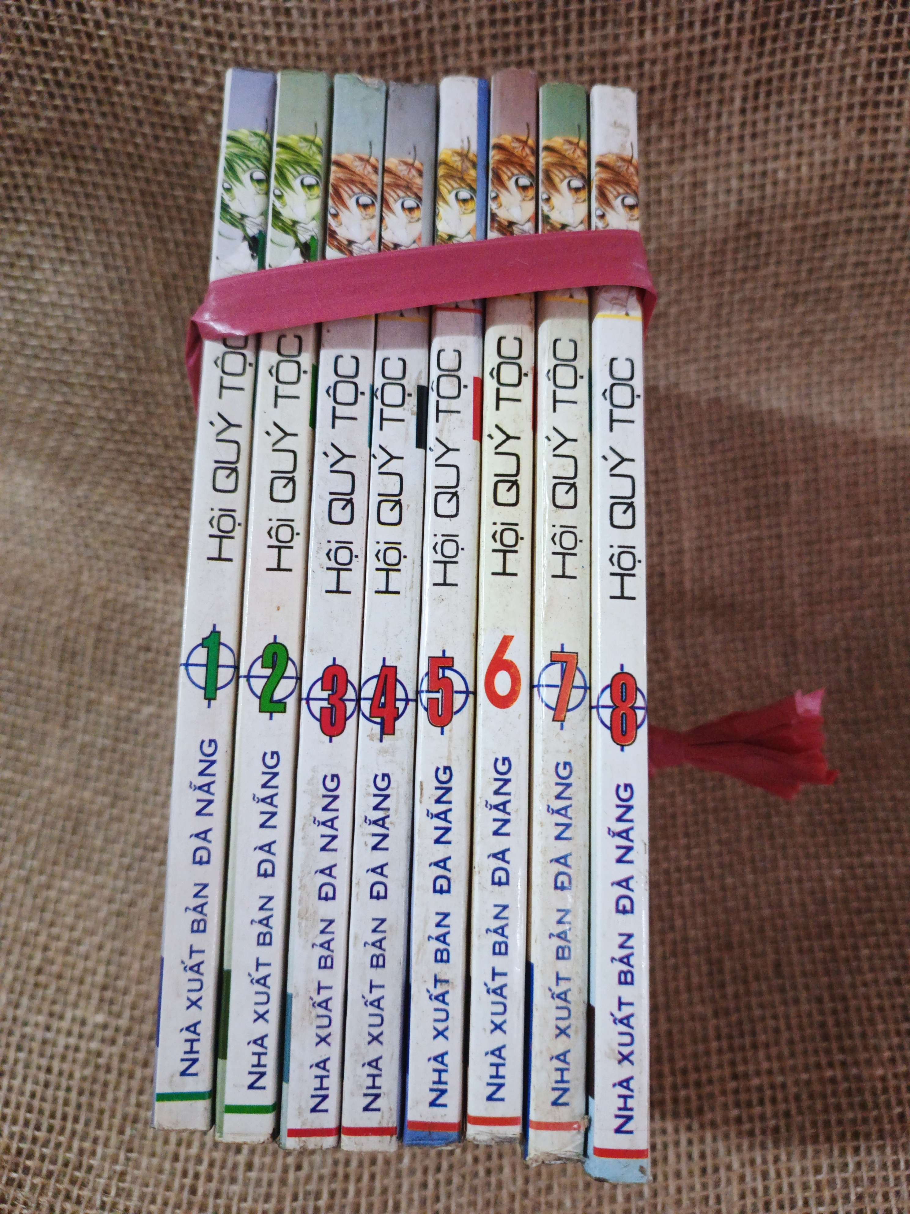 Hội QUÝ TỘC (1-8) 8 cuốn mới 80% (Truyện tranh ) HLSC80526