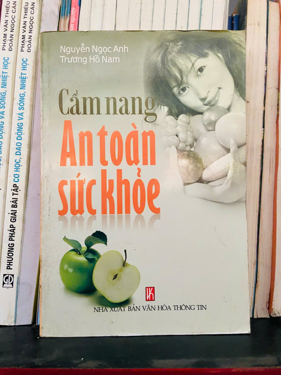 Cẩm nang an toàn sức khỏe (Sách Y học - Sức khỏe - Thể thao) VAVO