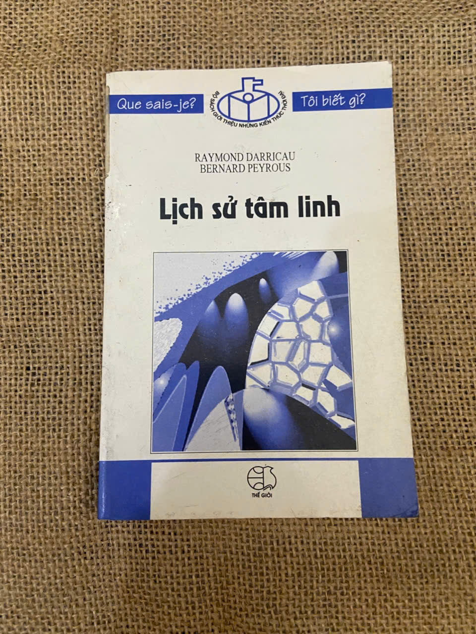 Lịch sử tâm linh - Raymond Darricau Mới 90% (Sách chuyên khảo, khảo cứu) NSX100526