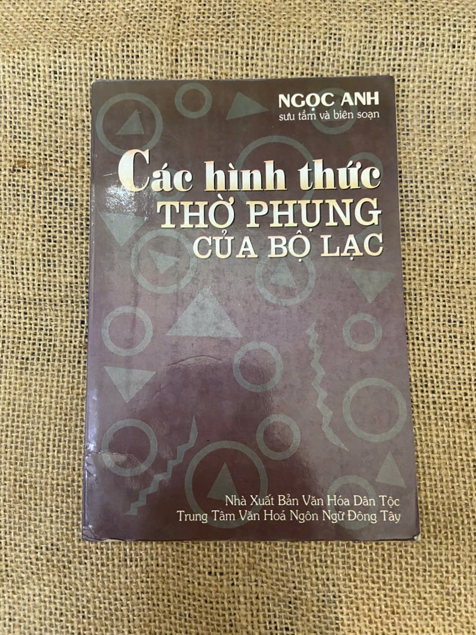 Cách thức thờ phụng của bộ lạc Mới 90% (Sách chuyên khảo, khảo cứu) NSX100526