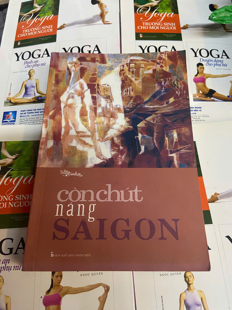 Còn chút nắng Sài Gòn (Sách văn học) VAVO