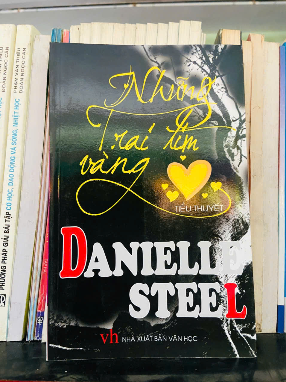 Những trái tim vàng - Danielle Steel (Văn học nước ngoài) VAVO