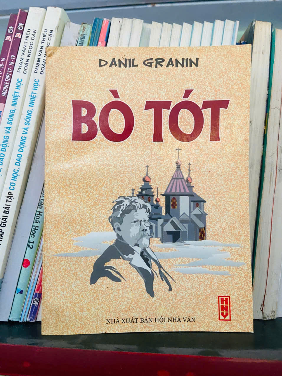 Bò tót - Danil Granin (Văn học nước ngoài) VAVO