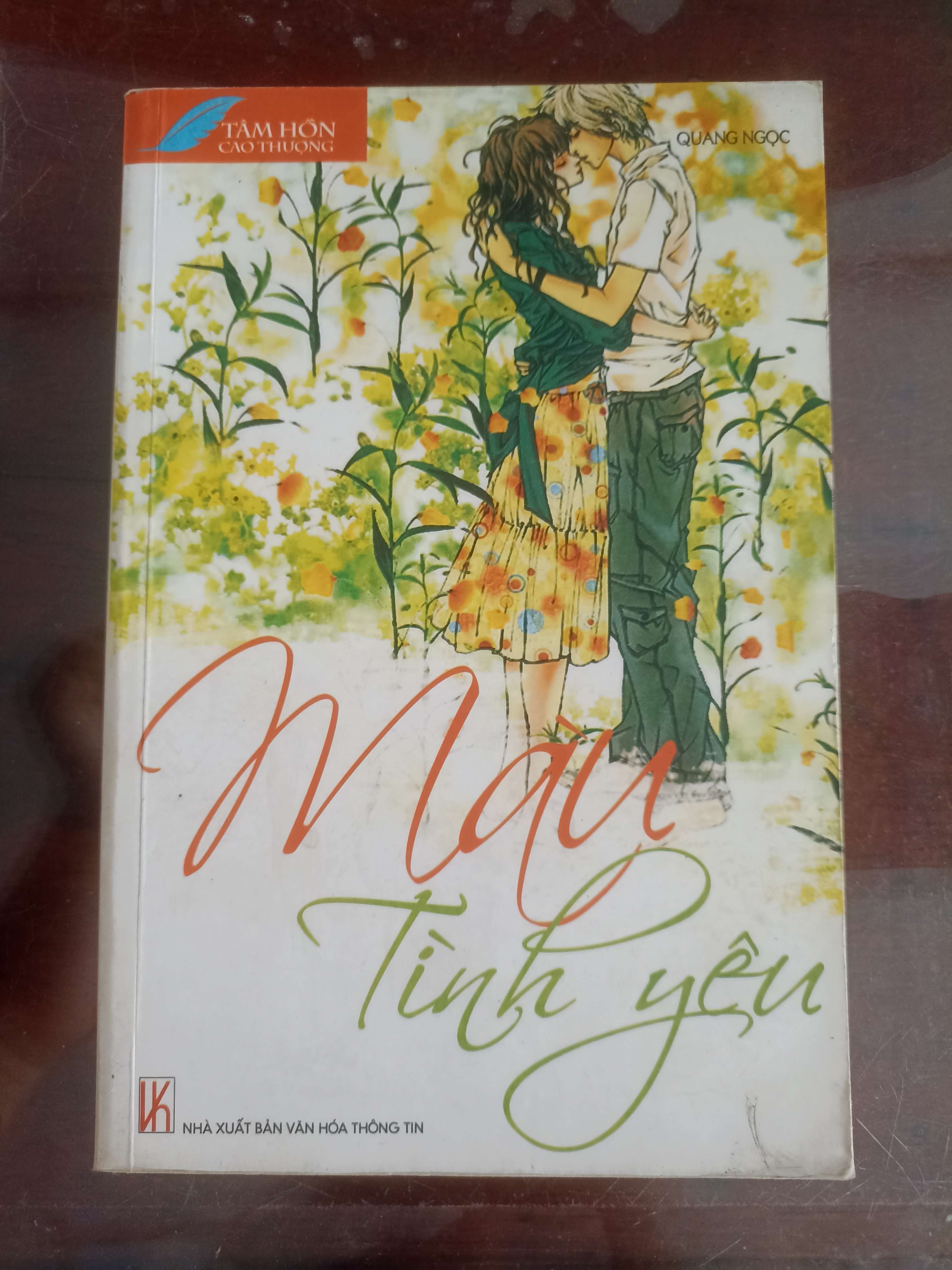 Màu Tình Yêu - Quang Ngọc (Sách thiếu nhi) VAVO