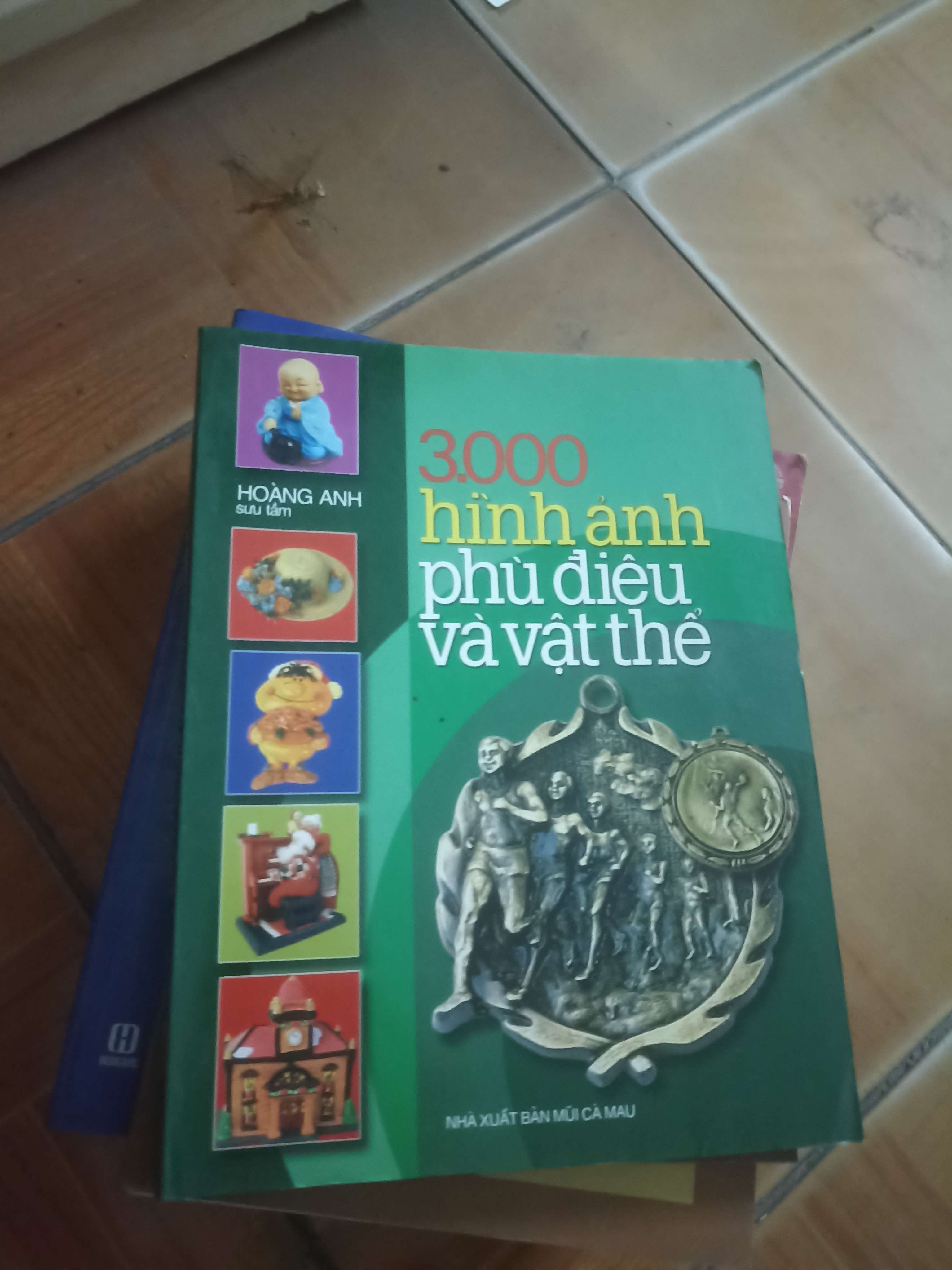 3000 hình ảnh phù điêu và vật thể - Hoàng Anh 2004 (Lịch sử thế giới) VAVO-AK4ST4