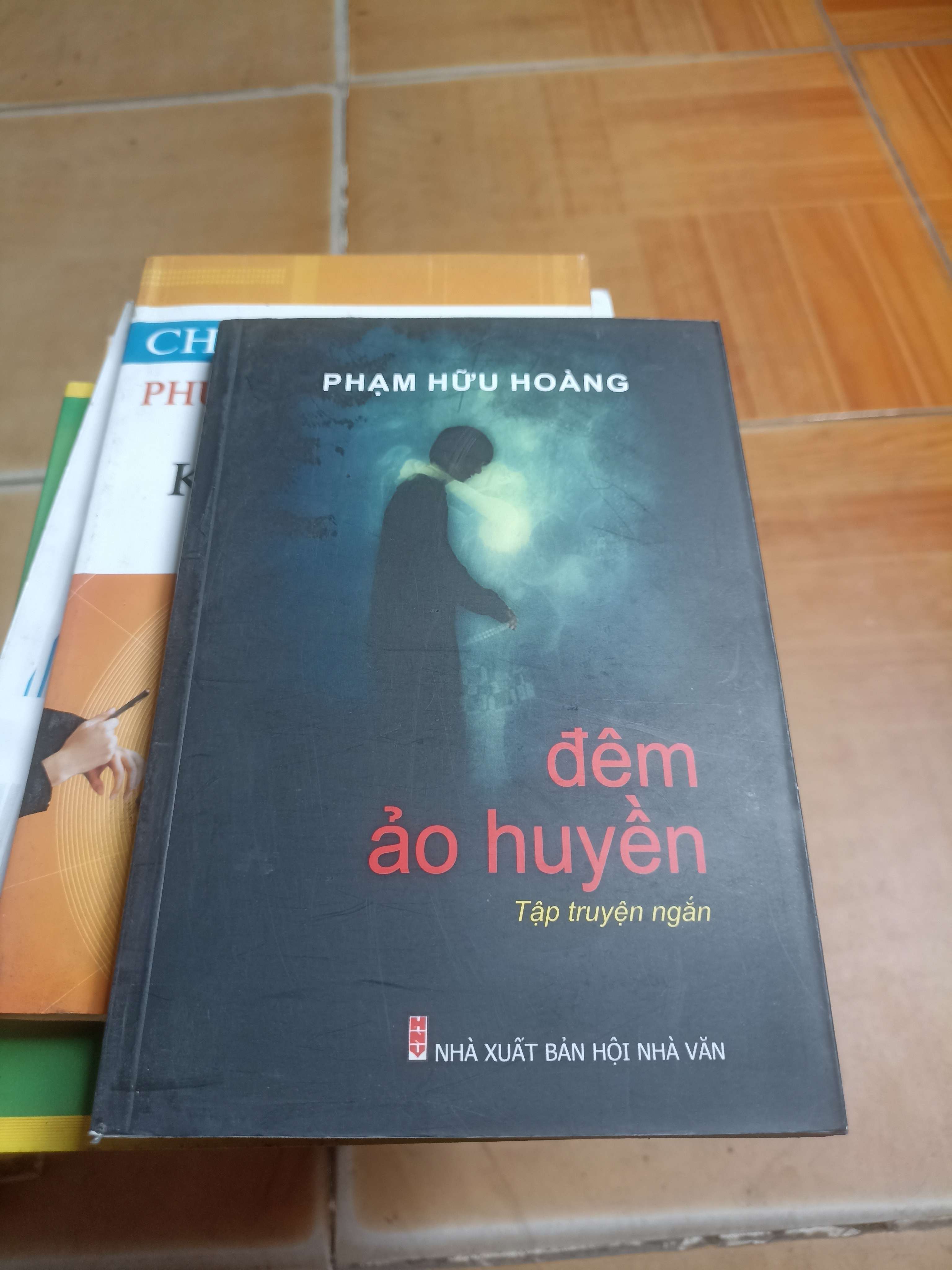 Đêm ảo Huyền - Phạm Hữu Hoàng 2015 (Truyện Ngắn) VAVO-A1T3