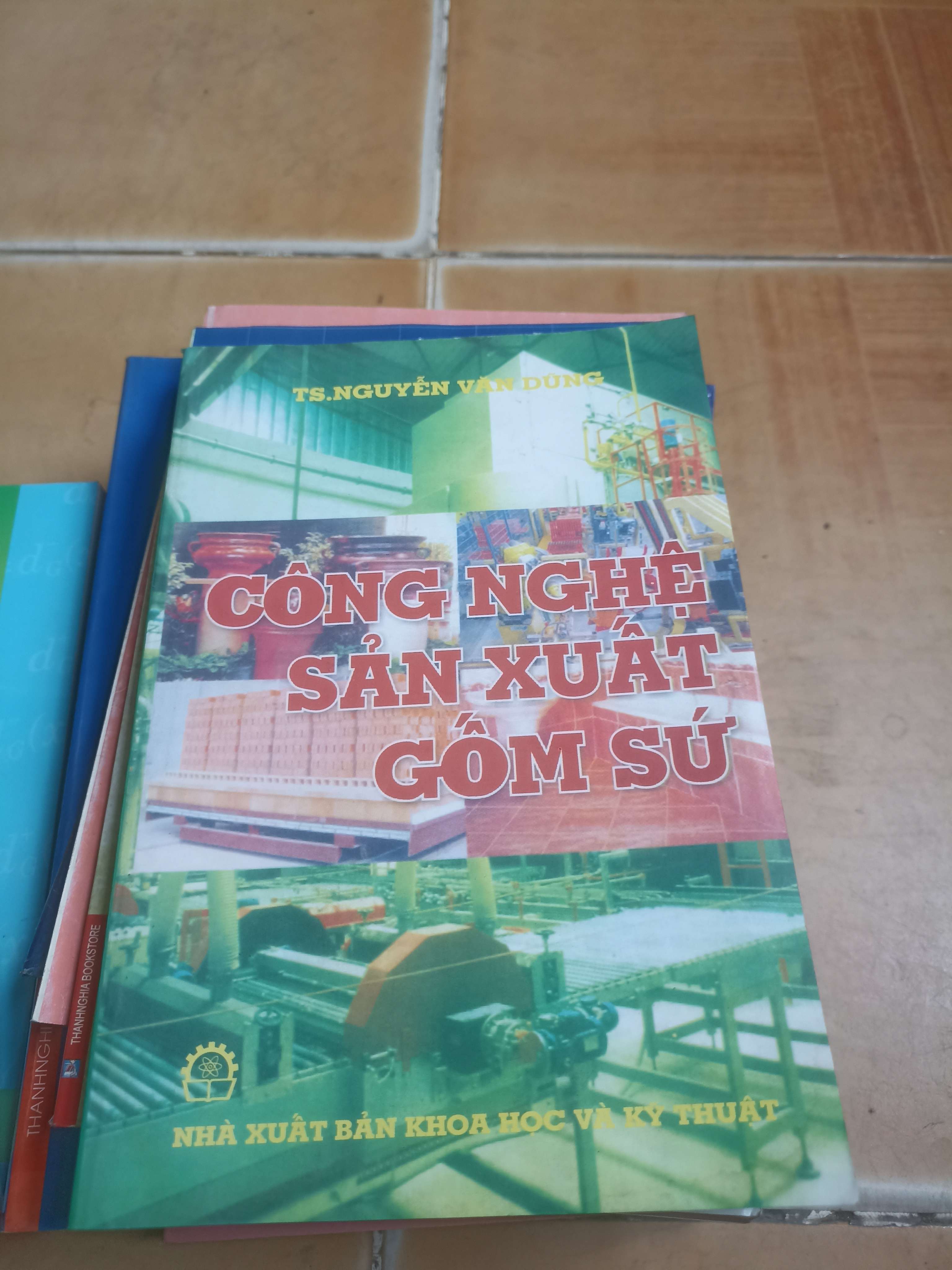 Công nghệ sản xuất gốm sứ - Nguyễn Văn Dũng 2009 (Sách giáo khoa - giáo trình) VAVO-AK4ST3