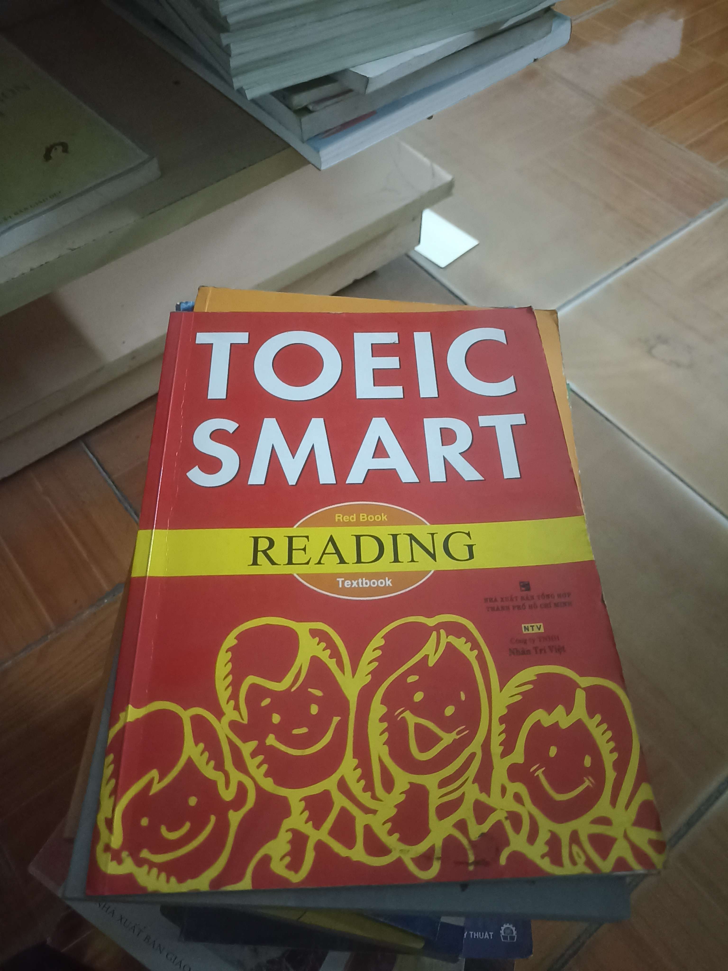 TOEIC SMART READING (RED BOOK) 2012 (Sách tự học tiếng Anh) VAVO-AK4ST4