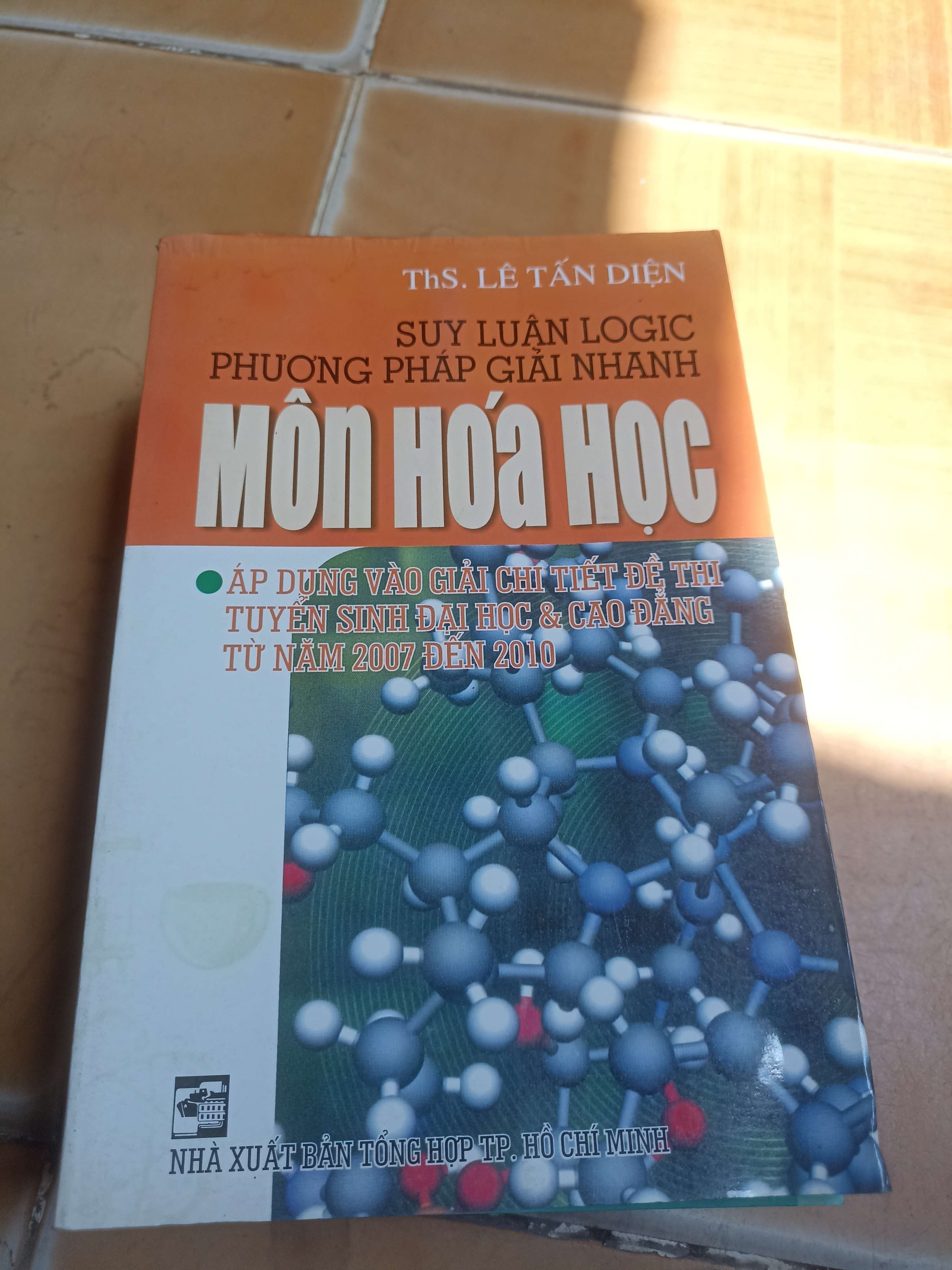 Suy luận logic phương pháp giải nhanh môn hóa học - Lê Tấn Diện 2011 (Sách giáo khoa - giáo trình) VAVO-A1T3