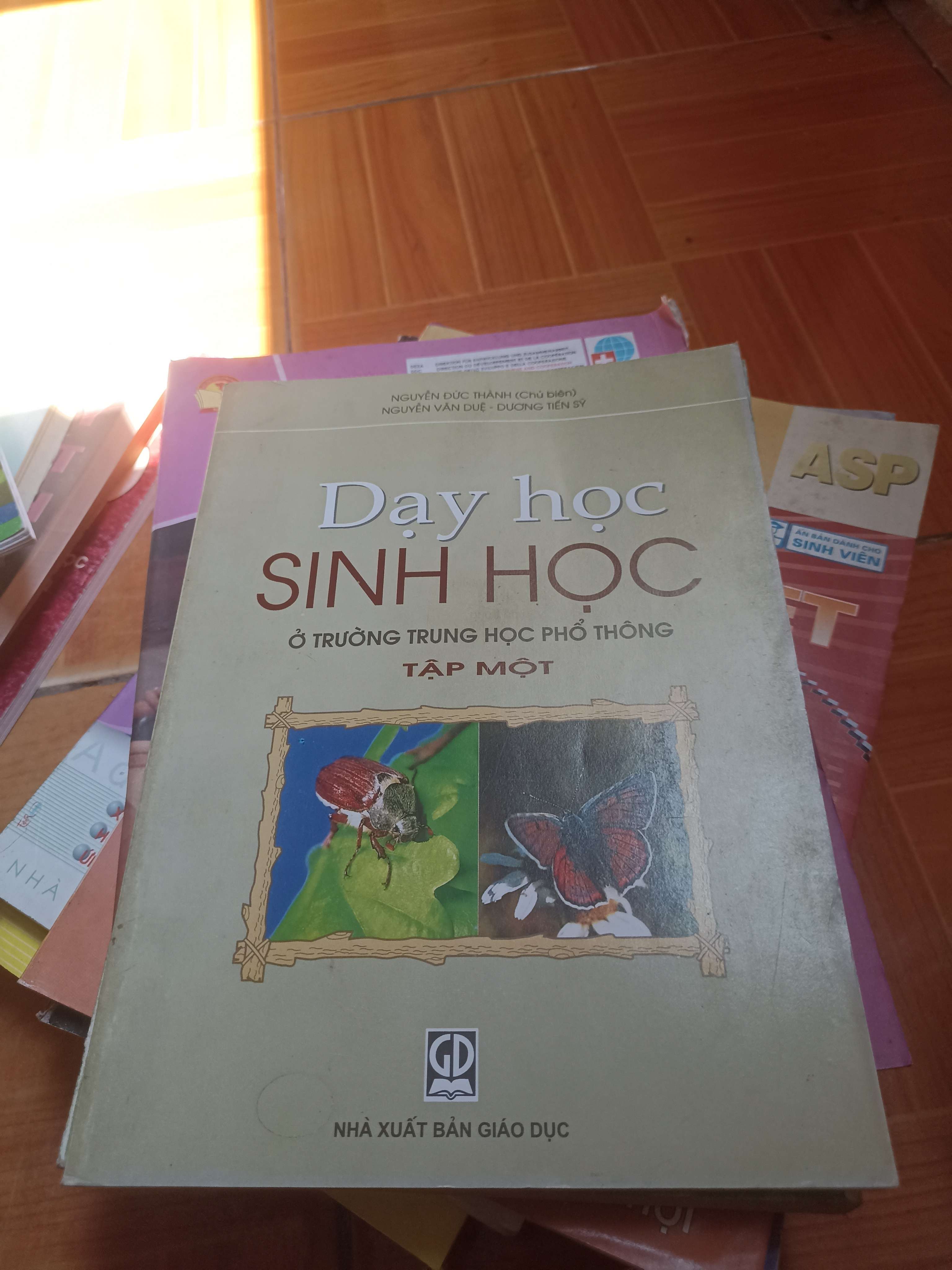 Dạy học sinh học ở trường trung học phổ thông (Bộ 2 tập) - Nguyễn Đức Thành 2006 (Sách giáo khoa - giáo trình) VAVO-A1T4