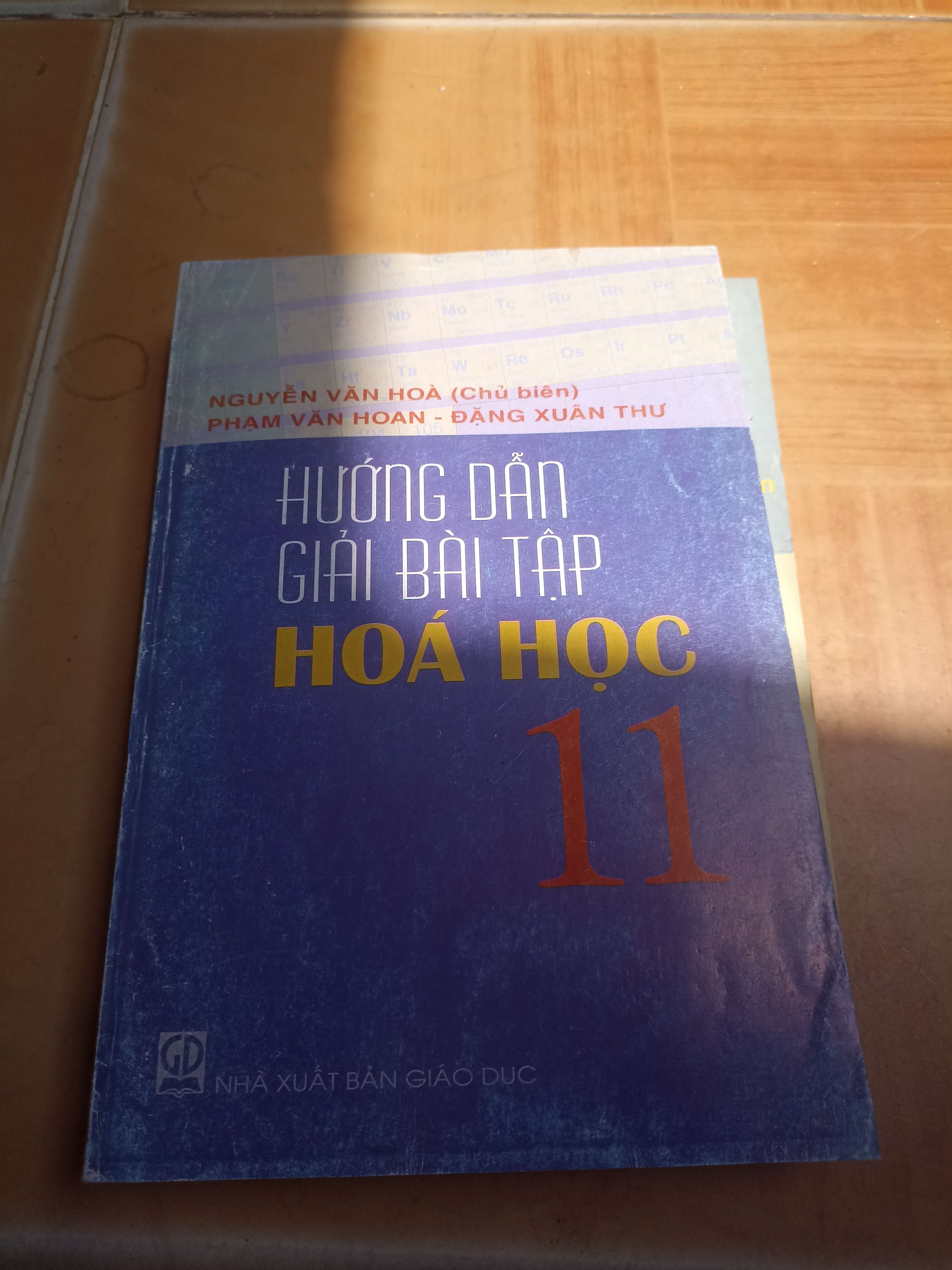 Hướng dẫn giải bài tập hóa học 11 - Nguyễn Văn Hóa 2007 (Sách giáo khoa - giáo trình) VAVO-A1T3