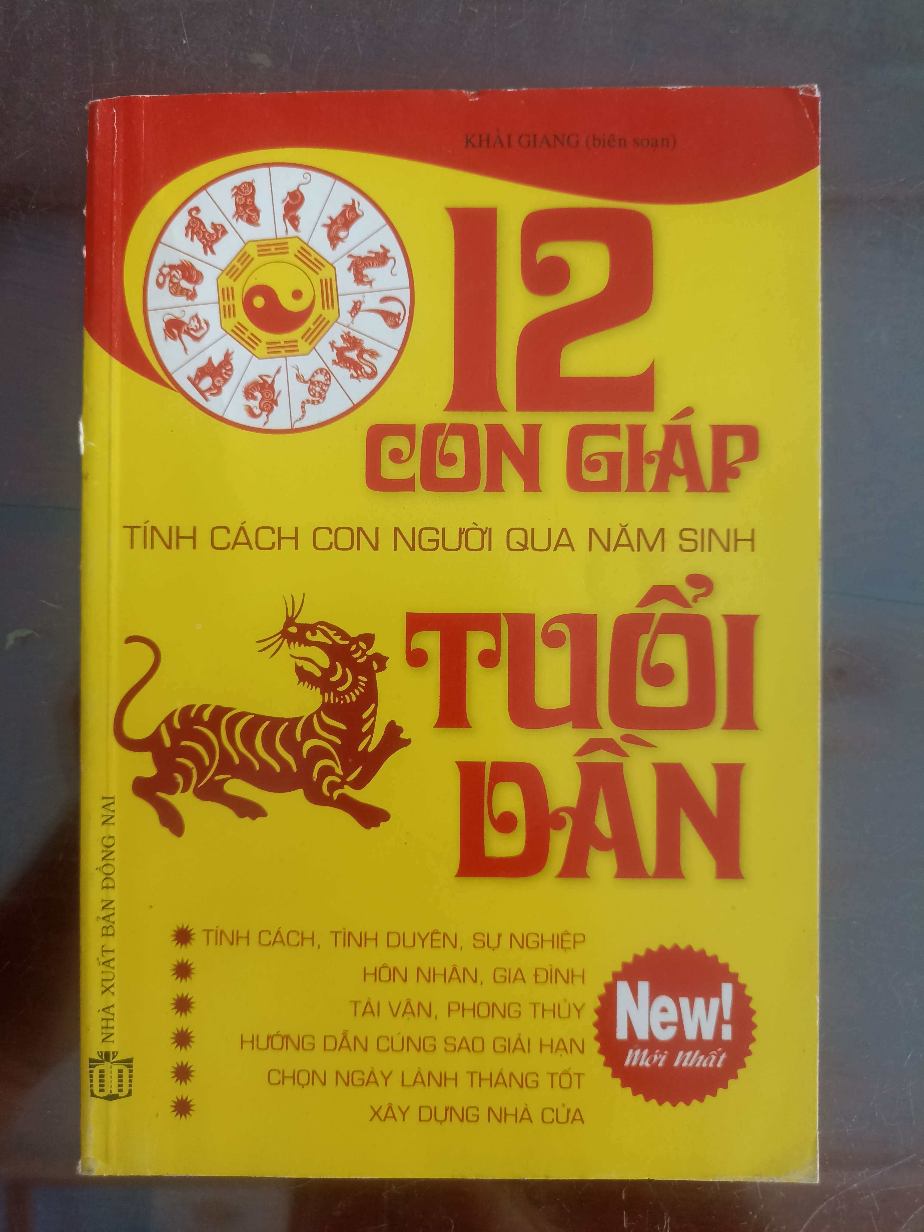 12 Con Giáp Tính Cách Con Người Qua Năm Sinh (Tuổi Dần) - Khải Giang (Sách kiến thức tổng hợp) VAVO