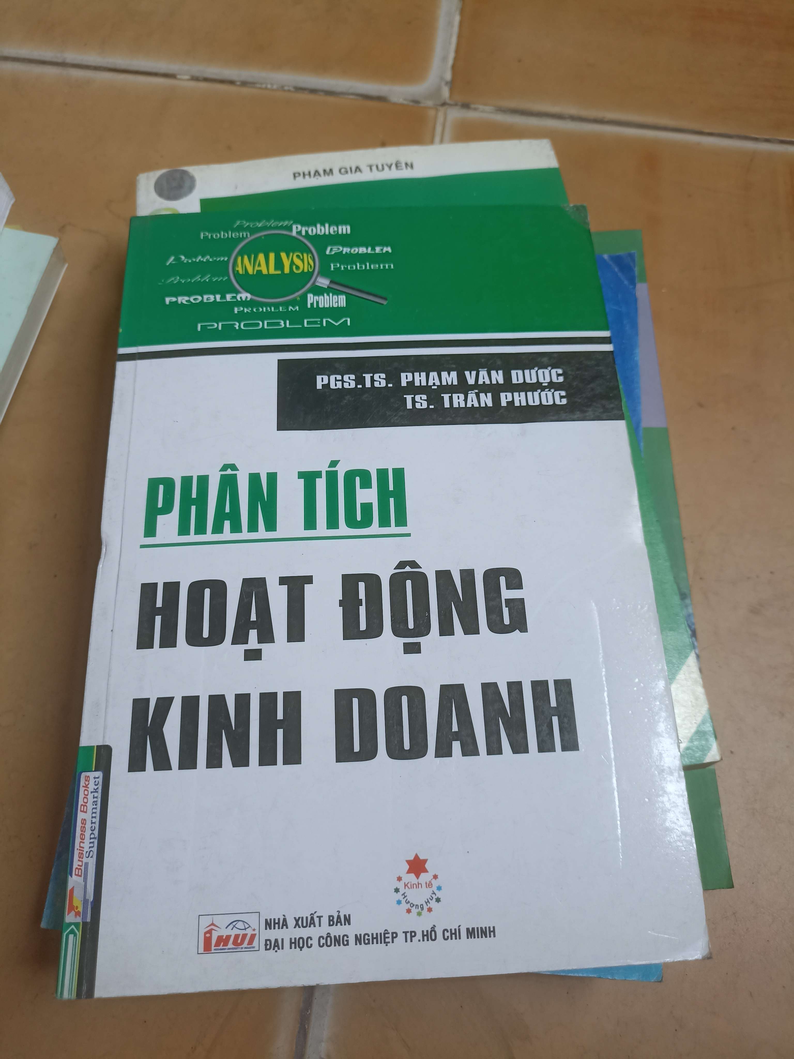 Phân tích hoạt động kinh doanh - Phạm Văn Dược 2010 (Sách kinh tế - tài chính - chứng khoán) VAVO-A1T2