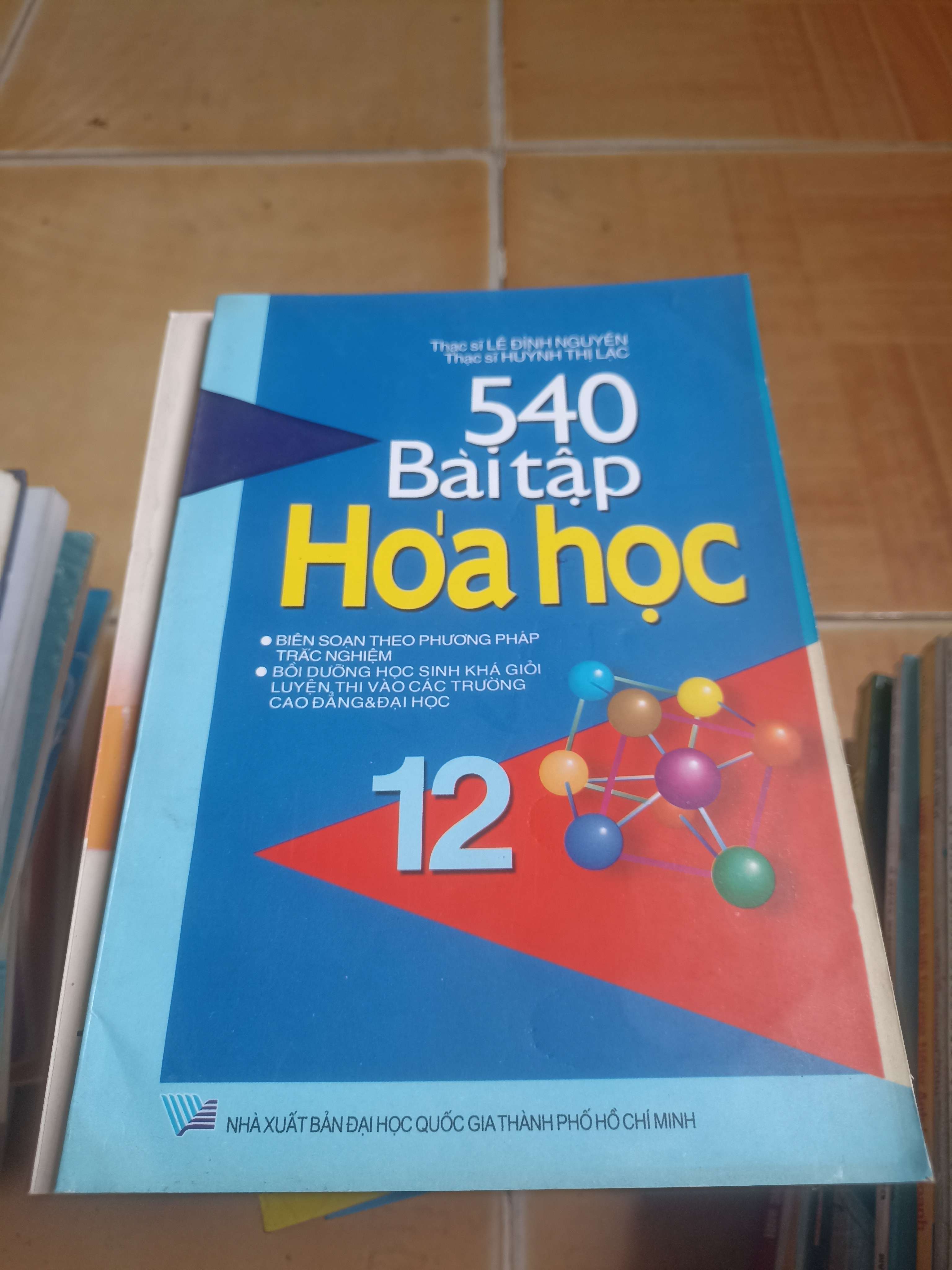 540 bài tập hóa học 12 - Lê Đình Nguyên 2008 (Sách giáo khoa - giáo trình) VAVO-AK4ST1
