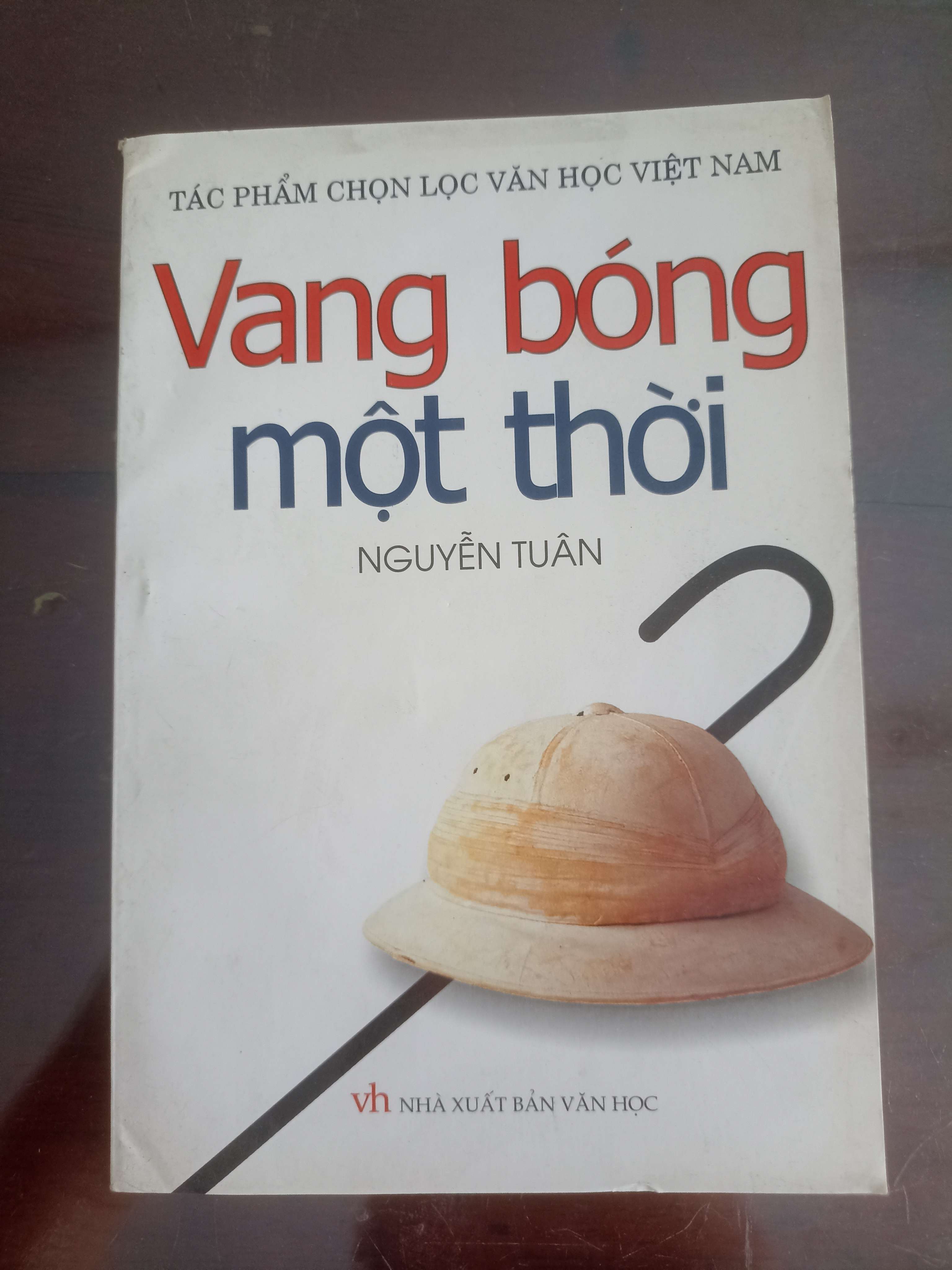 Vang Bóng Một Thời - Nguyễn Tuân (Văn học Việt Nam) VAVO