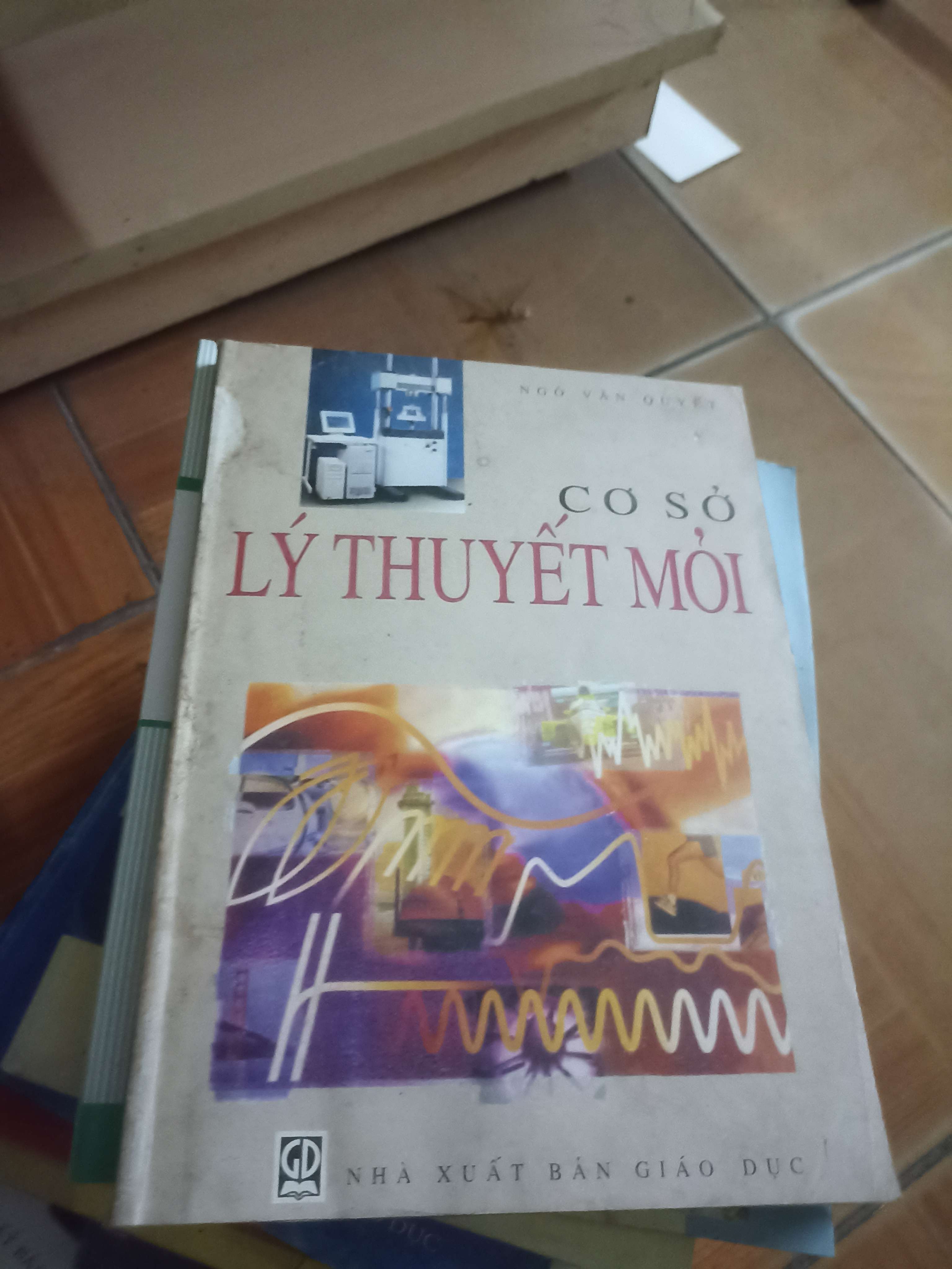 Cơ sở lý thuyết mỏi - Ngô Văn Quyết 2000 (Sách giáo khoa - giáo trình) VAVO-AK4ST4