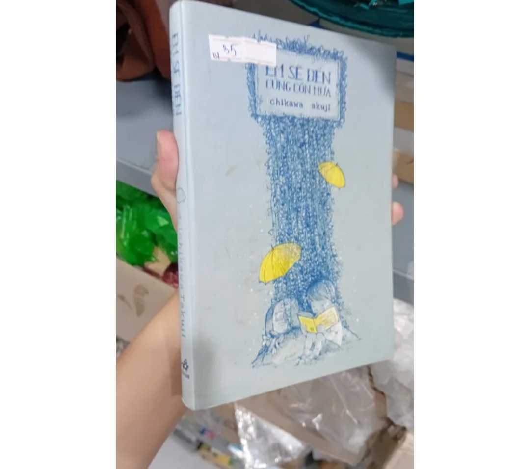 Em sẽ đến cùng cơn mưa - Ichikawa Takuji (Sách văn học) TKB