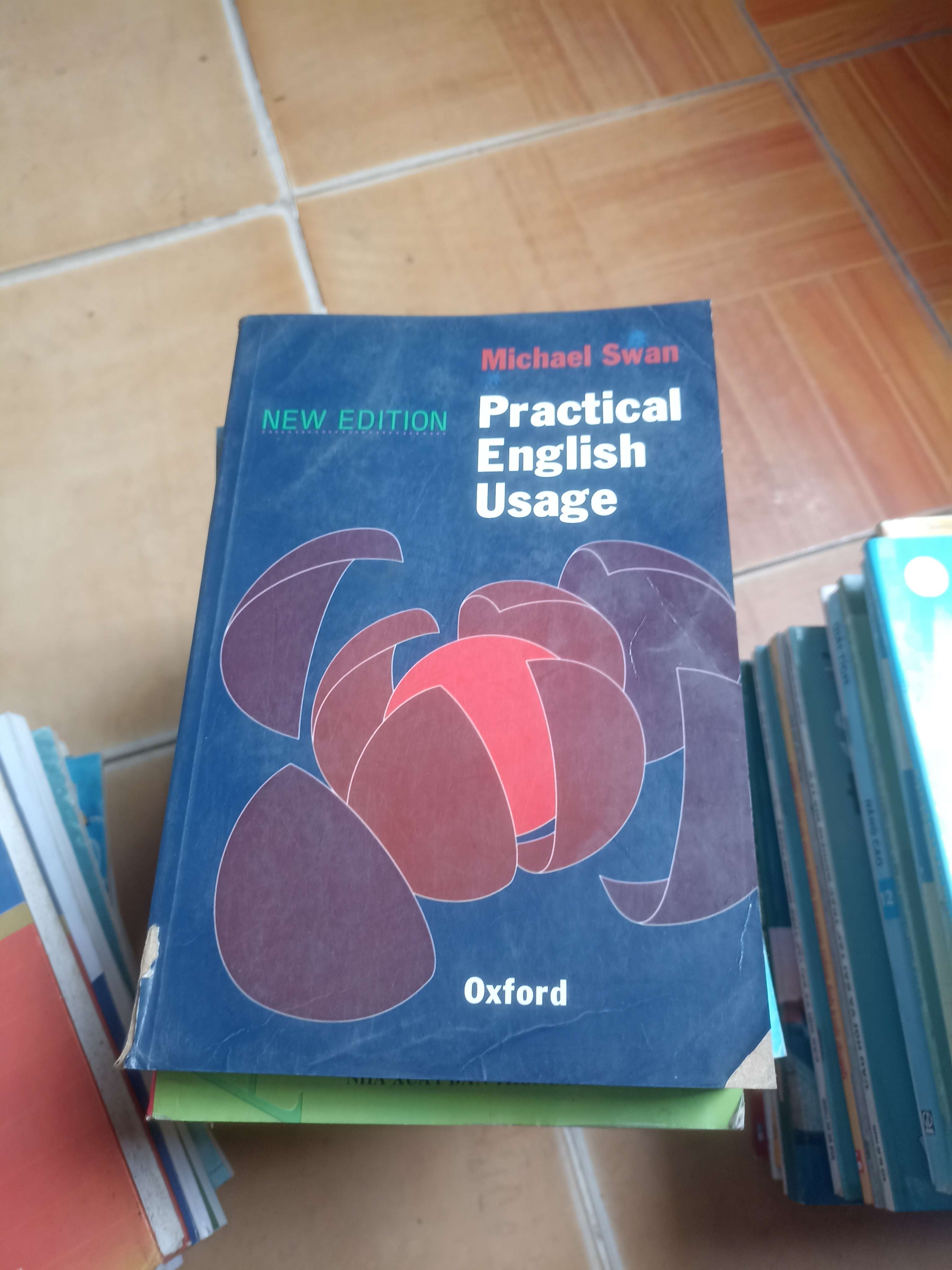 Practical English Usage New edition - Micheal Swan 1995 (Sách tự học tiếng Anh) VAVO-AK4ST1