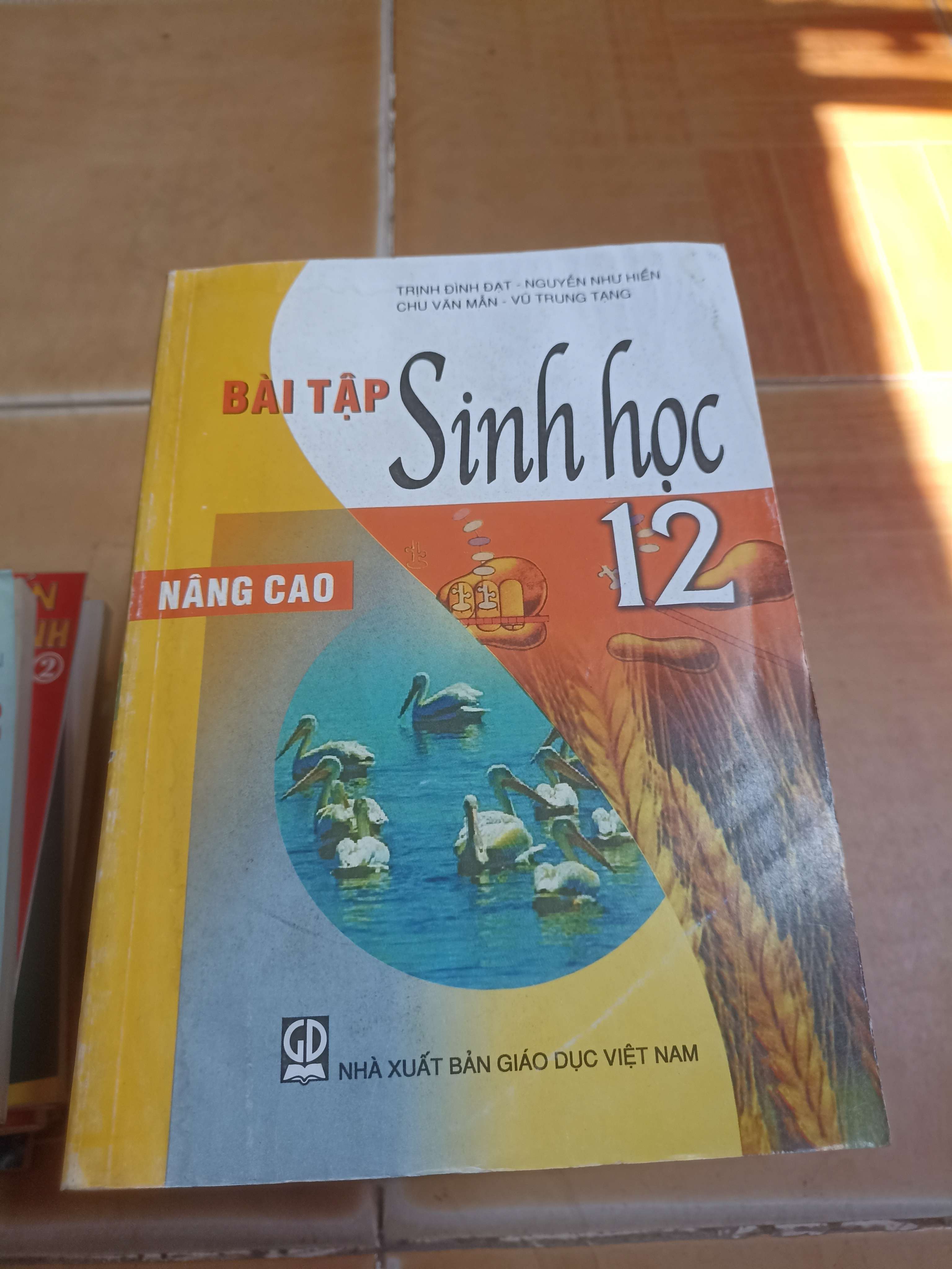 Bài tập sinh học 12 năng cao - Trịnh Đình Đạt, Nguyễn Như Hiền 2010 (Sách giáo khoa - giáo trình) VAVO-A1T3