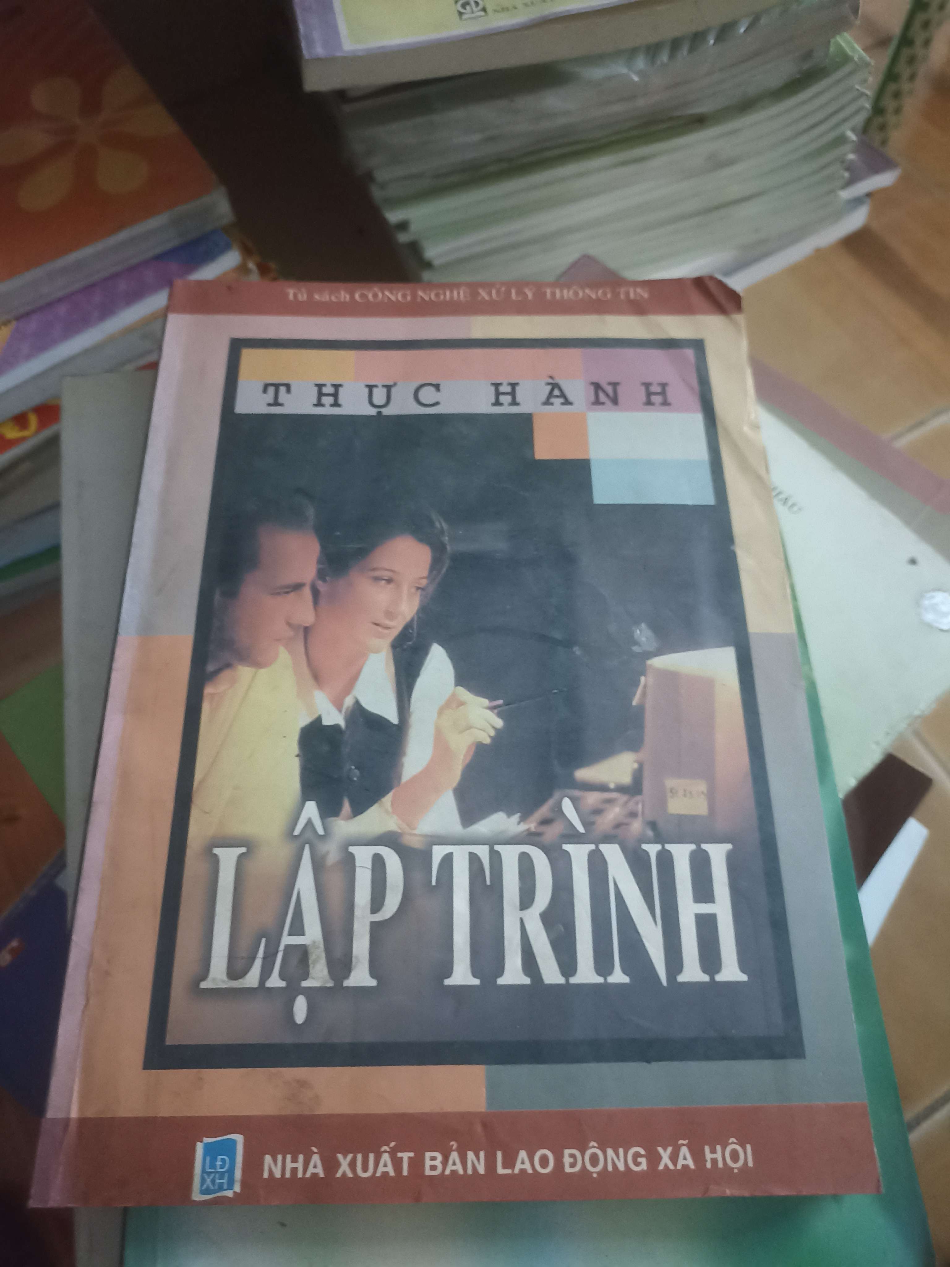 Thực hành lập trình 2000 (Sách giáo khoa - giáo trình) VAVO-AK4ST4