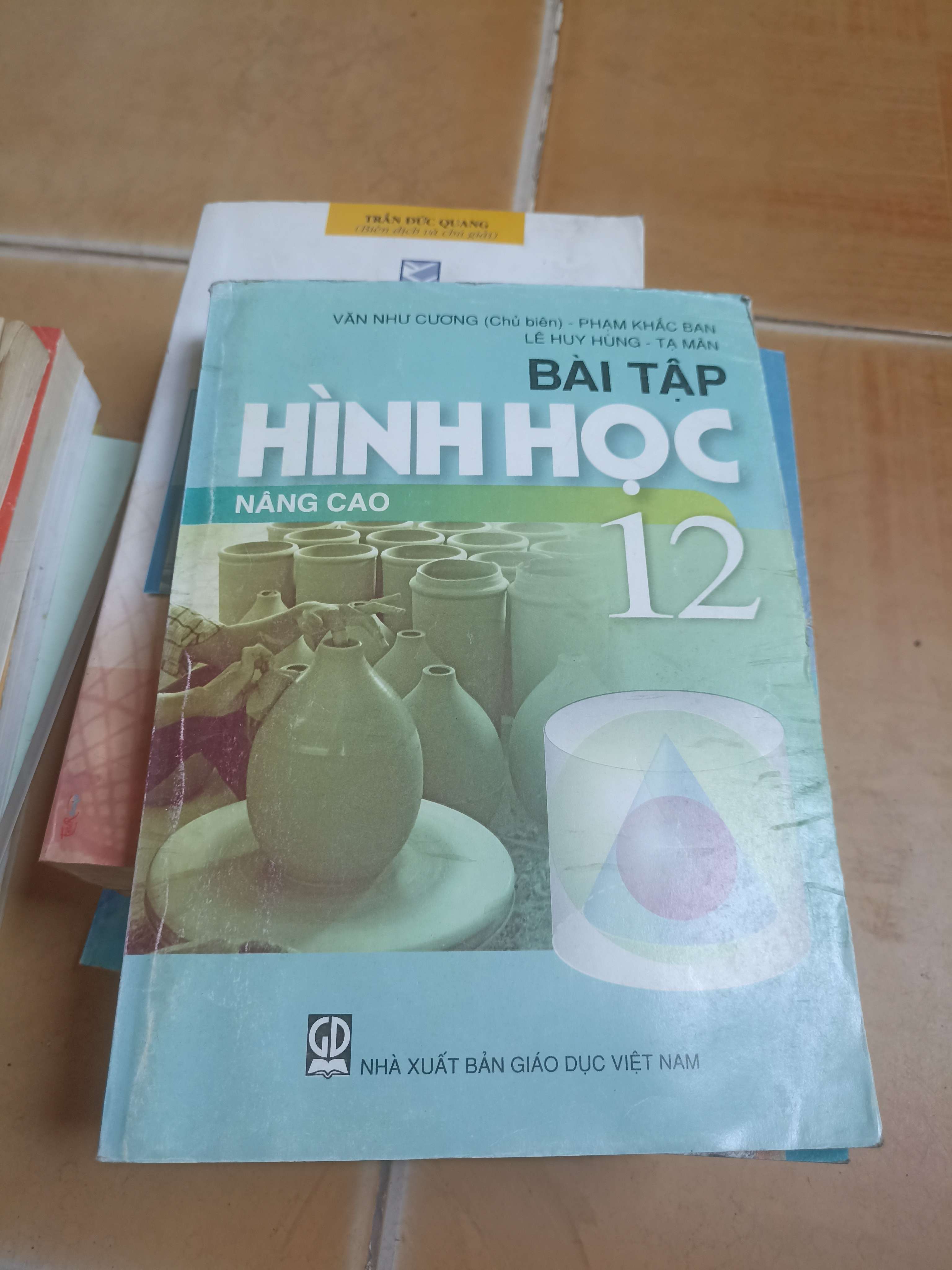 Bài tập hình học 12 nâng cao - Văn Như Cương, Phạm Khắc Ban 2011 (Sách giáo khoa - giáo trình) VAVO-A1T2