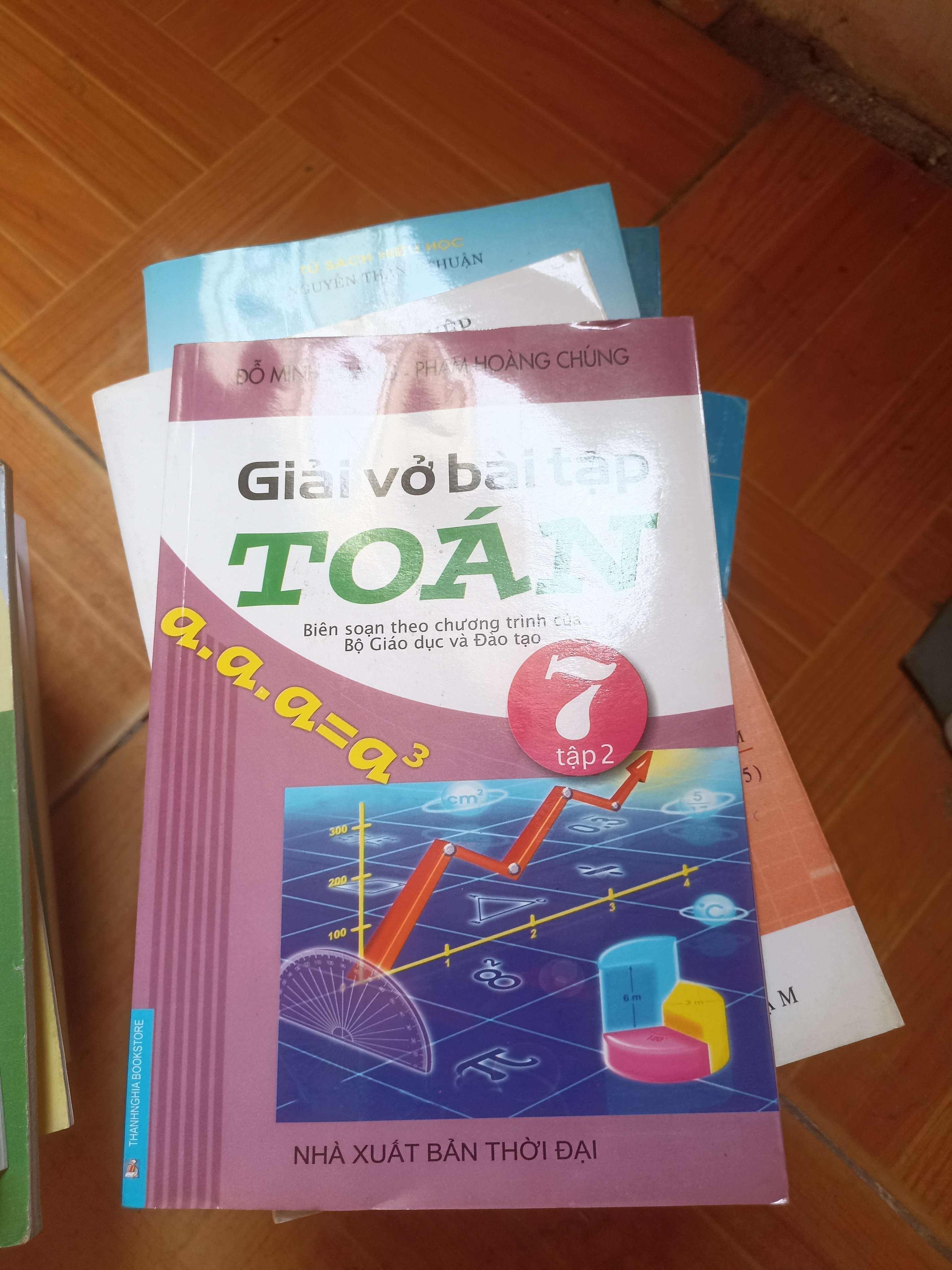Giải vở bài tập toán 7 tập 2 - Đỗ Minh Khang, Phạm Hoàng Chúng 2010 (Sách giáo khoa - giáo trình) VAVO-AK5ST1