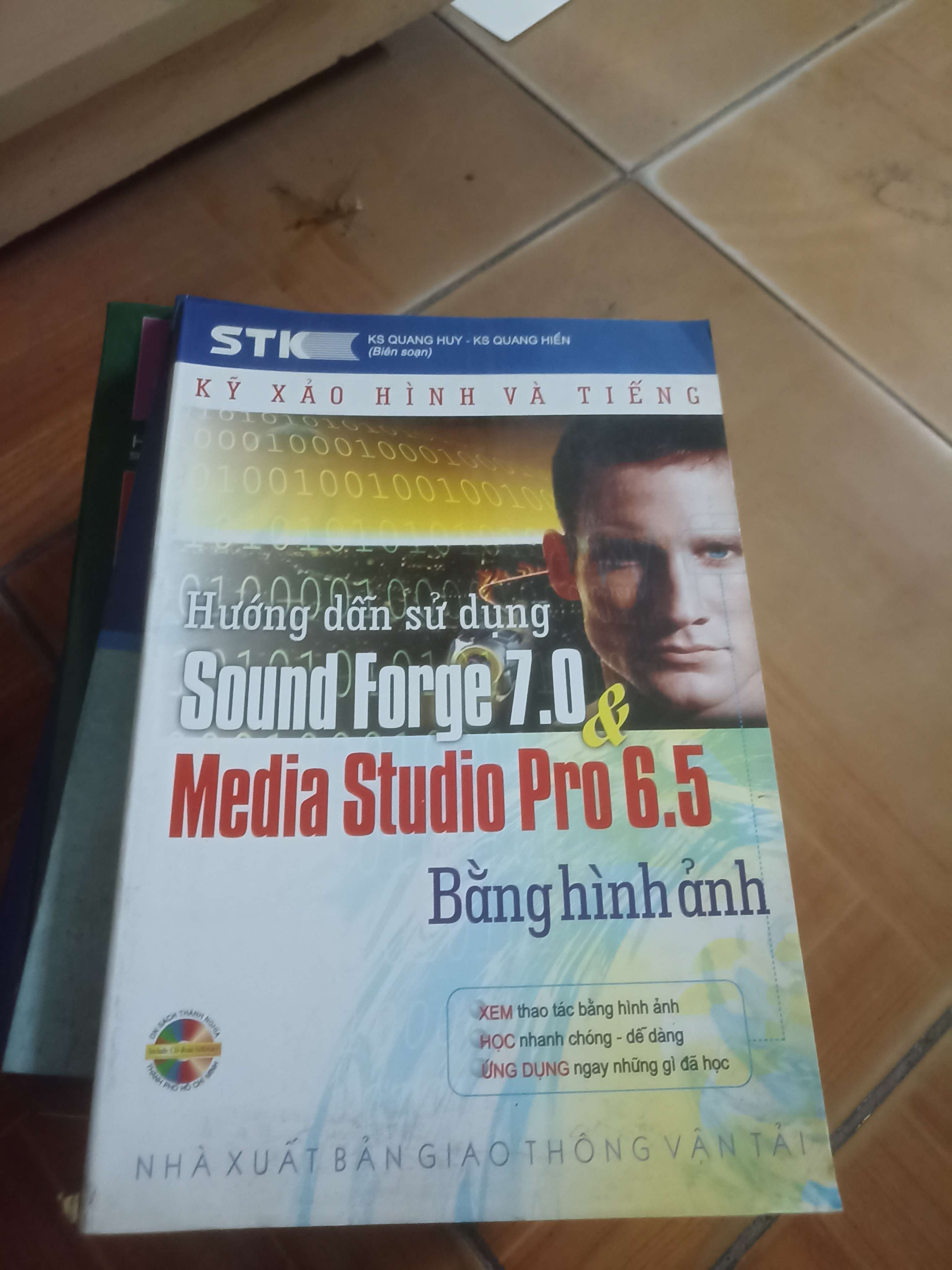 Hướng dẫn sử dụng Sound Forge 7.0 và Media Studio Pro 6.5 bằng hình ảnh - Quang Huy, Quang Hiển 2004 (Sách giáo khoa - giáo trình) VAVO-AK4ST4